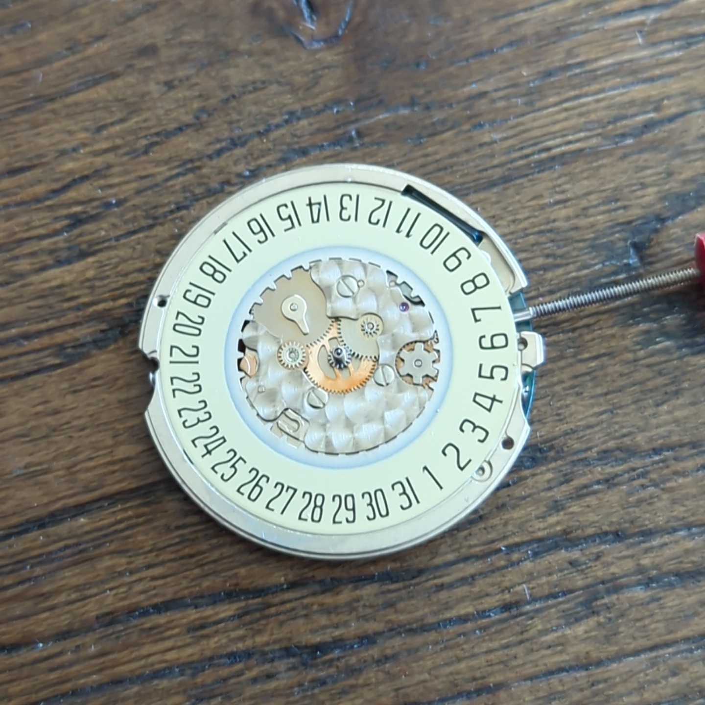 Girard Perregaux 735 609 Maurice Lacroix Quartz Watch Movement NOS (CM13)