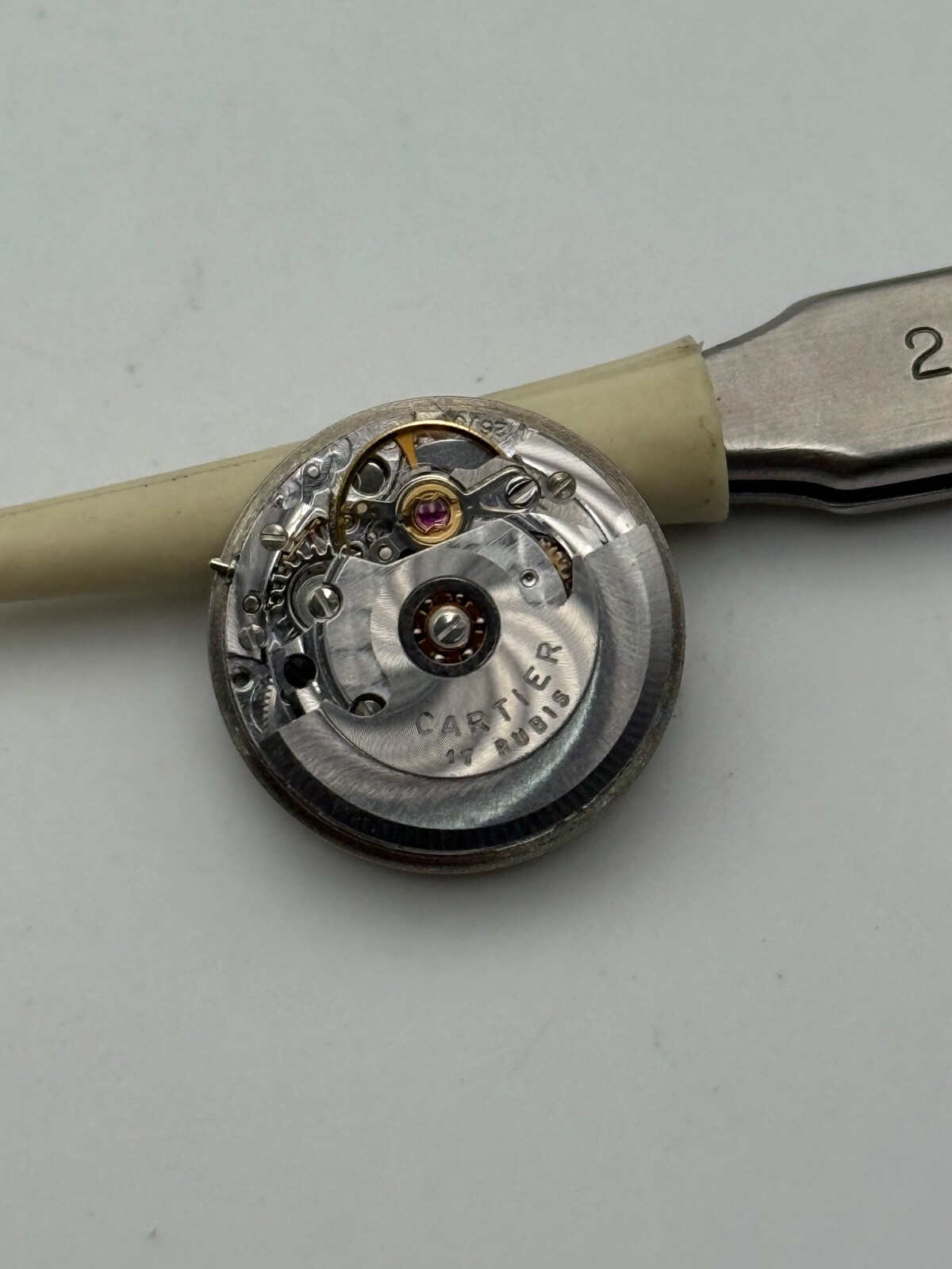 cartier tank eta 2670 movement movement movement swiss made
