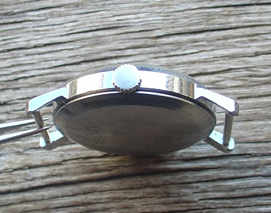 Rary Vintage Collectible POBEDA (ZIM) watch White Dial 2602 USSR SERVICED