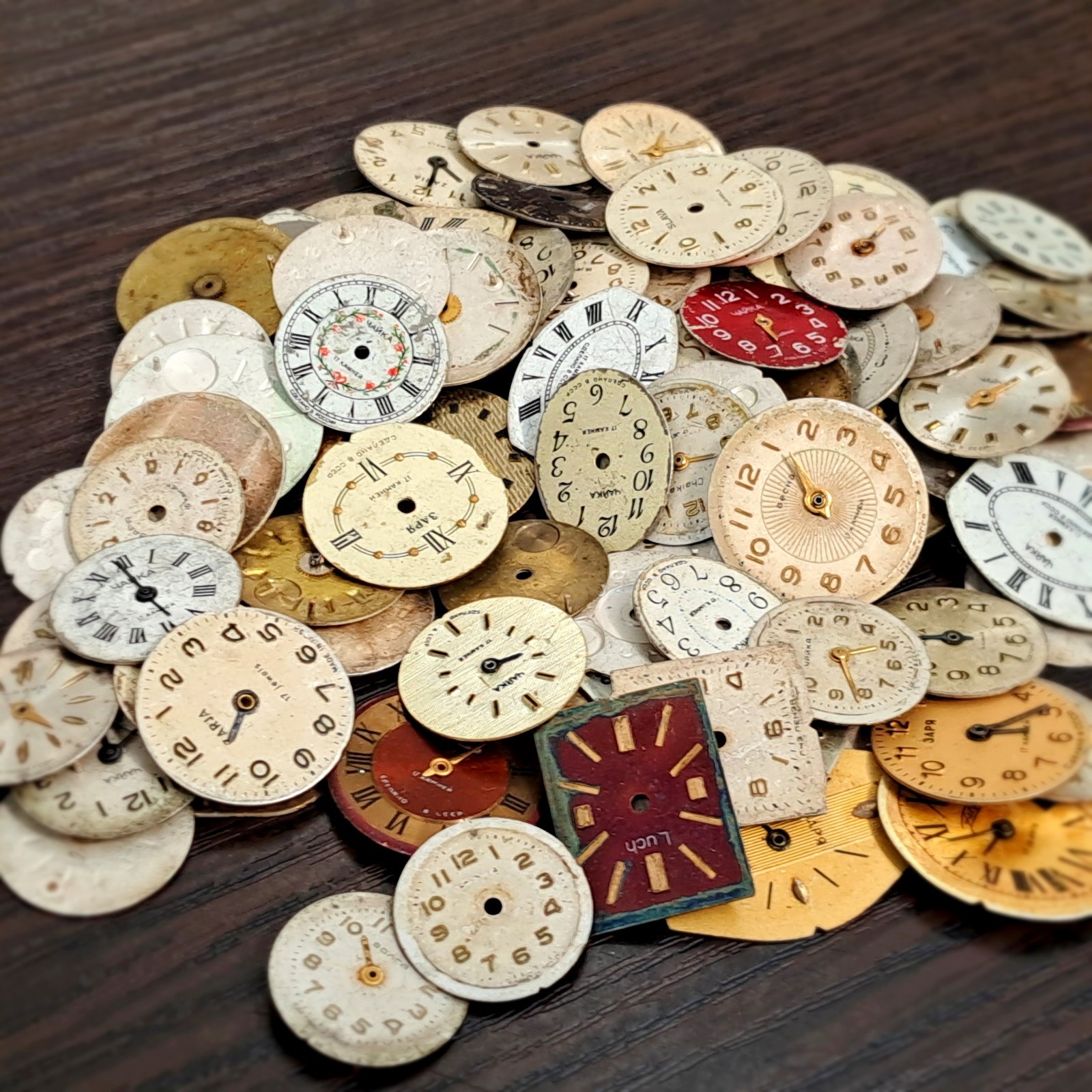 Lot of 100 Vintage Watch Faces USSR Small Dials for Jewelry Craft Steampunk Mix