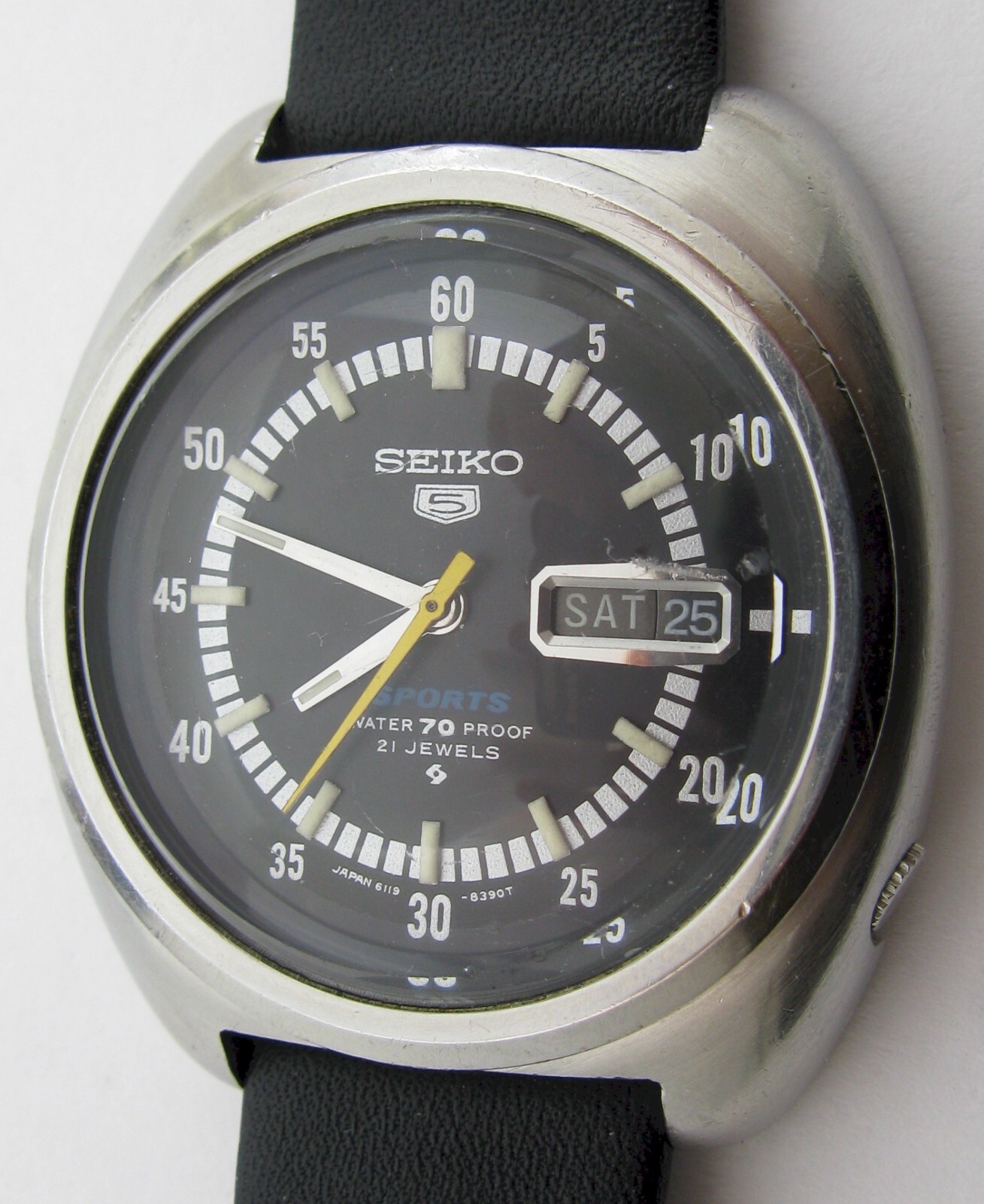 Seiko 5 Watch Sports 70 m 21 jewels 6119 8390 in stainless steel