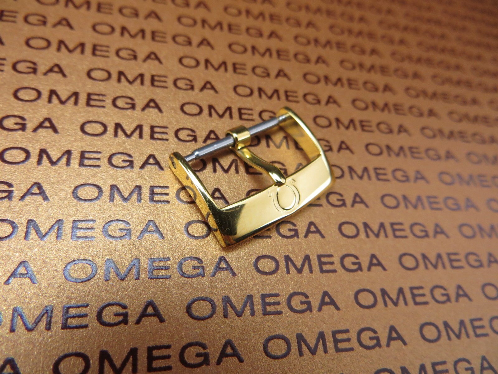 New 16mm Authentic OMEGA Stainless tang buckle Gold Plated Polish 16 94511601 o