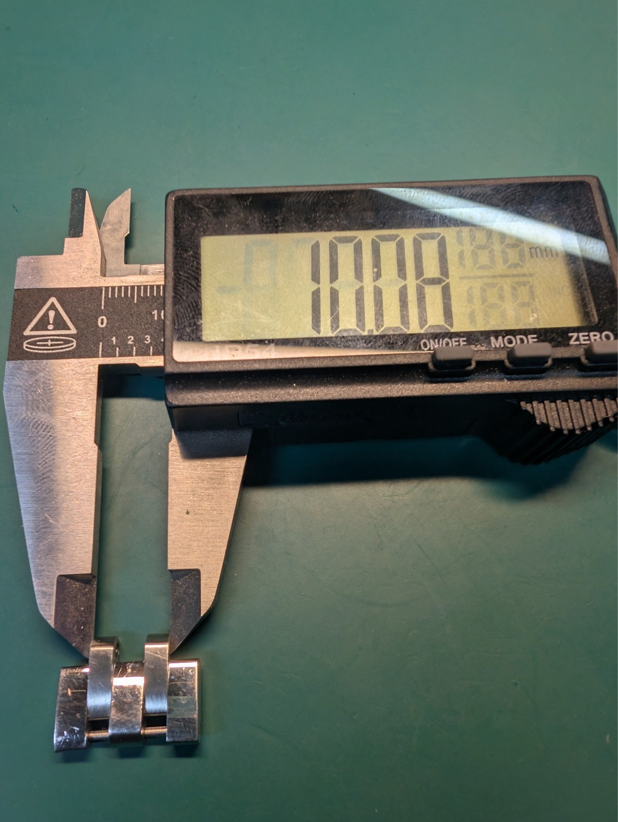 GENUINE TISSOT PRC 200 STEEL WATCH BRACELET END LINKS 18 MM T613045920