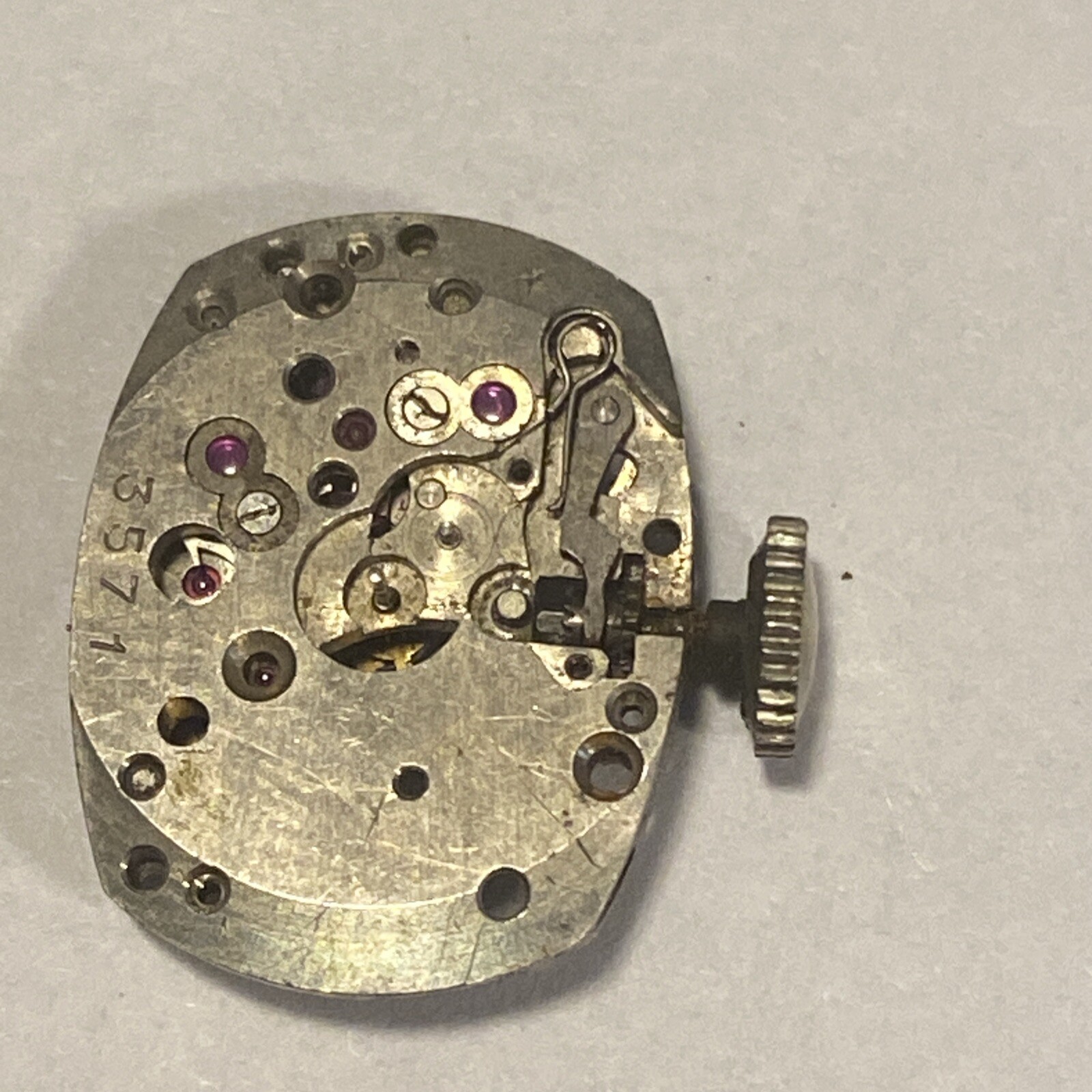 Gruen Watch Co. Movement 17 Jewel Parts/Repair Gruen 275 Good Staff