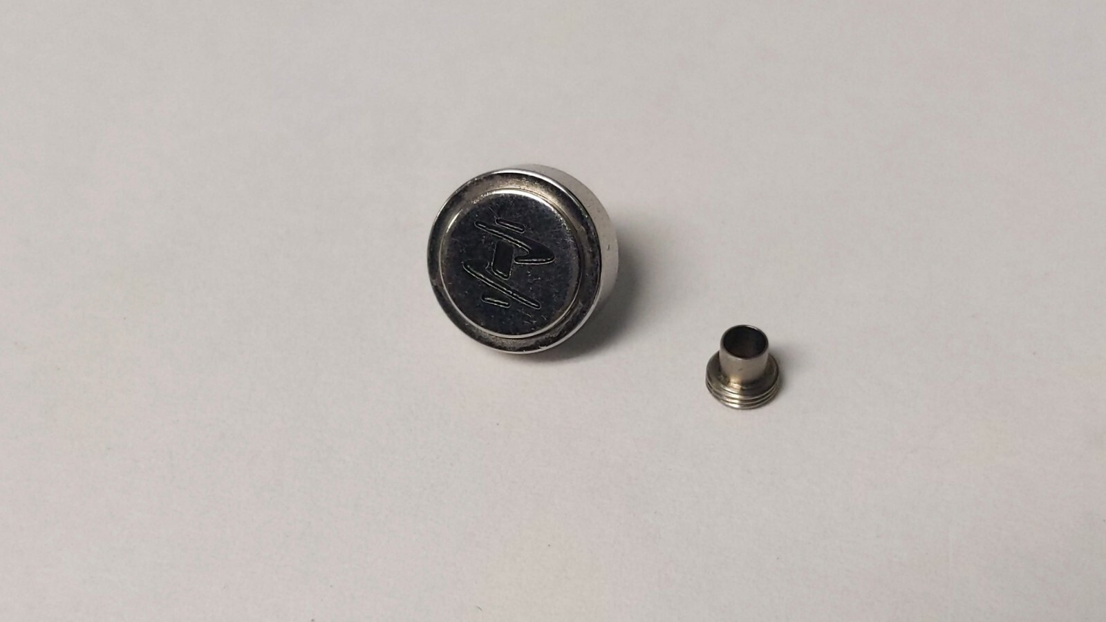 Invicta CROWN Silver Color 10mm SCREWDOWN TYPE with tube black logo new #I2 ROUN