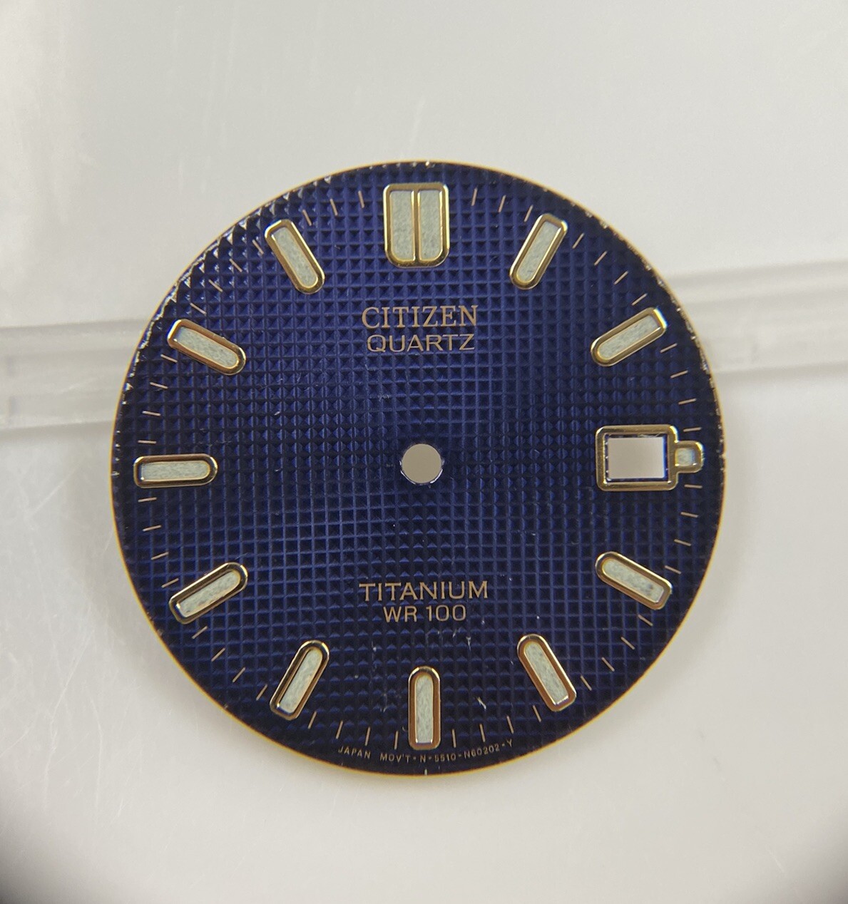 Original NOS Citizen Quartz Titanium WR-100 5510 26mm Blue Dial