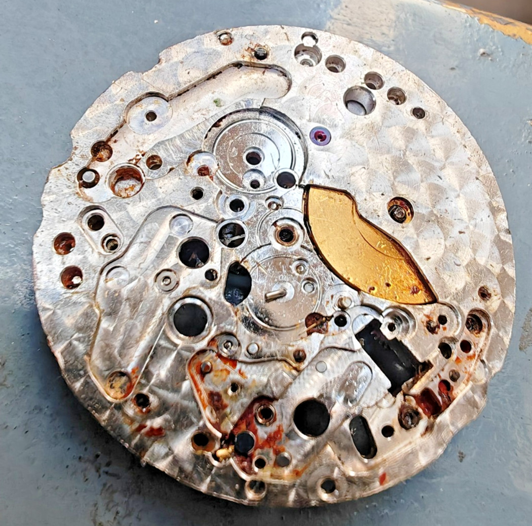 Orig ROLEX CAL 3136 movement INCOMPLETE DAMAGED, crushed for parts project