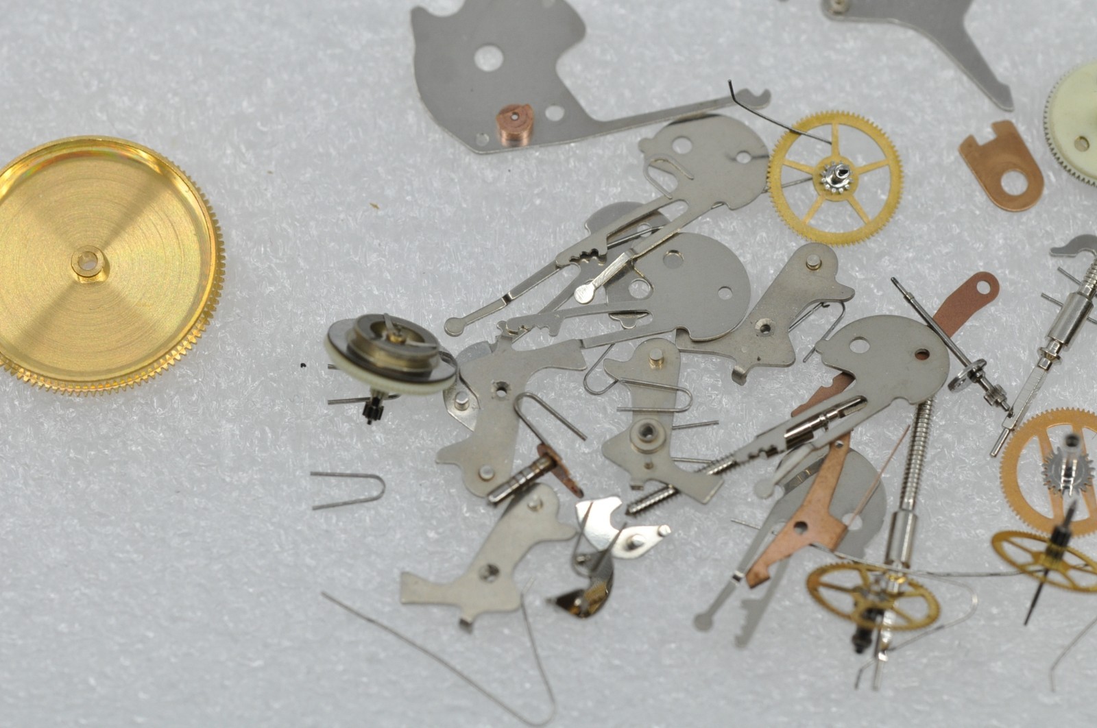 omega 1045 lemania 5100 movement part variations dropdown list