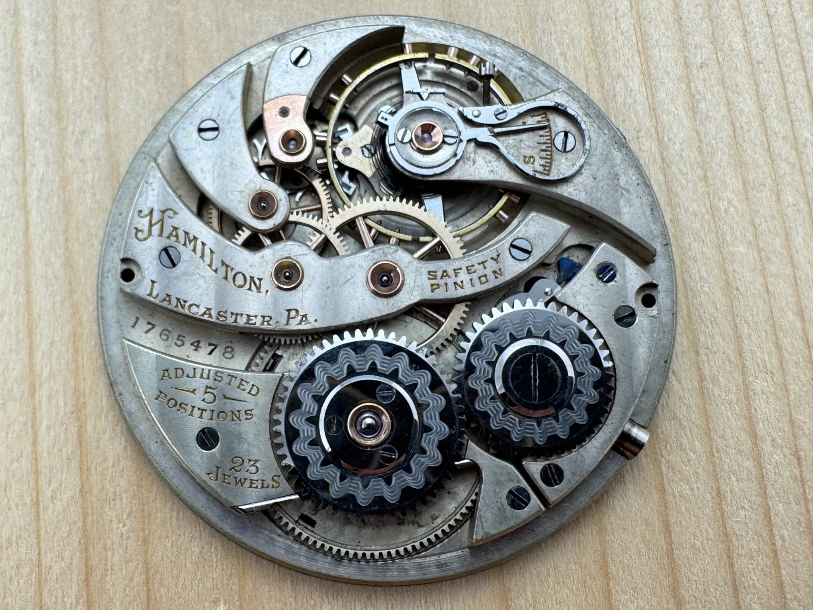 Hamilton 922 23 Jewel Pocket Watch Movement For Parts/Repair 12 Size 1920 RARE!