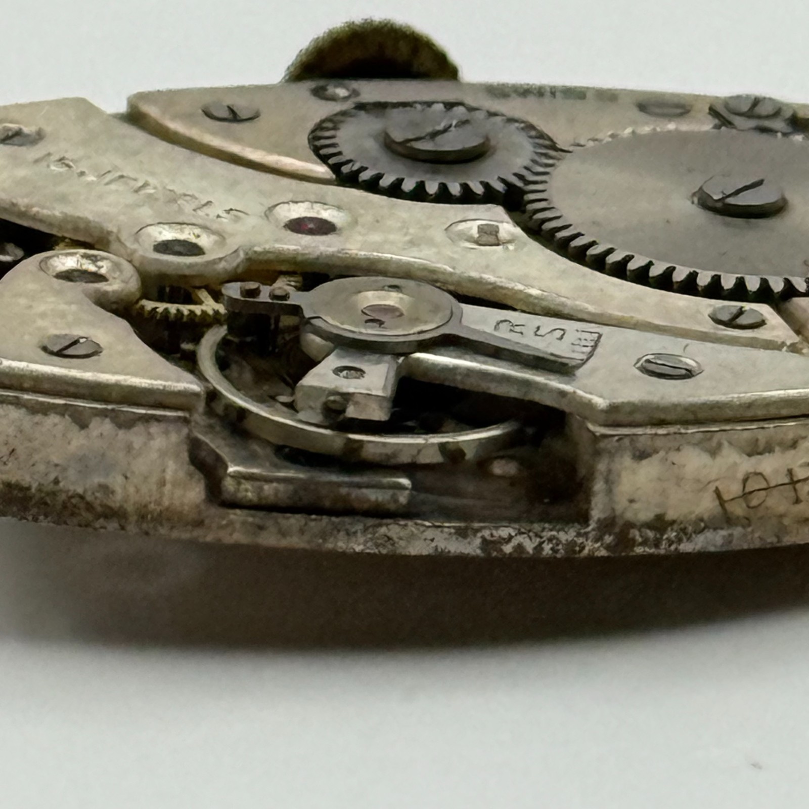 Tank Watch Movement Unidentified 15 Jewels Swiss Vintage Parts Repair 19.9mm