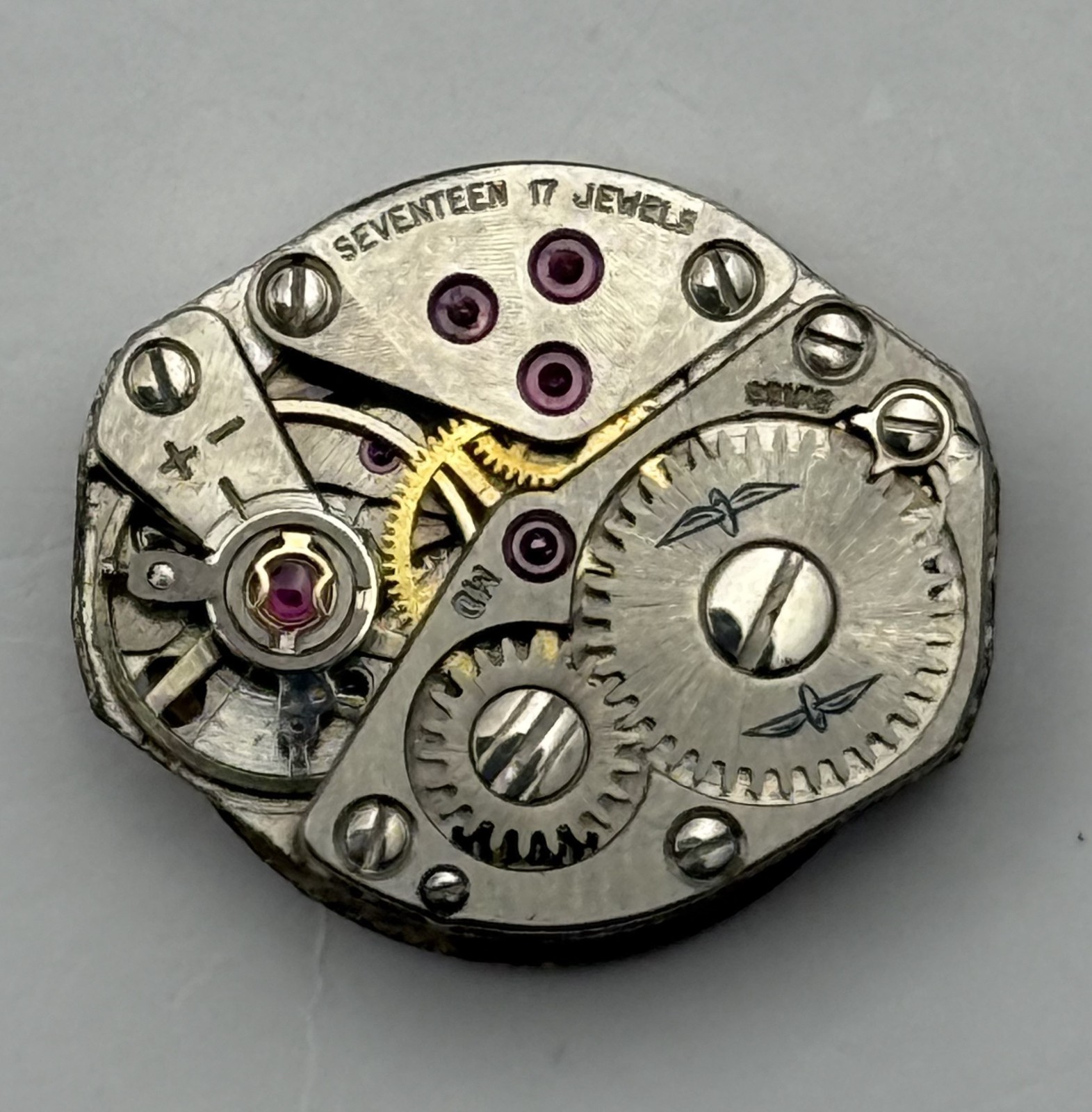 FHF 609 Watch Movement Rotary 17 Jewels Swiss Manual Wind Parts Repair 15.3mm