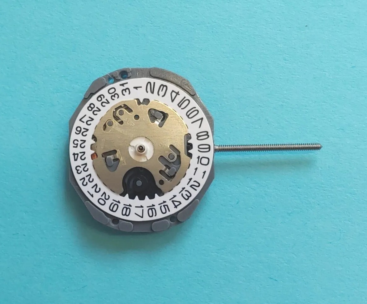 NOS Seiko (SII O) VJ22A Date@3 Quartz Movement. Sets, Runs, Keeps Time 24 Hrs.