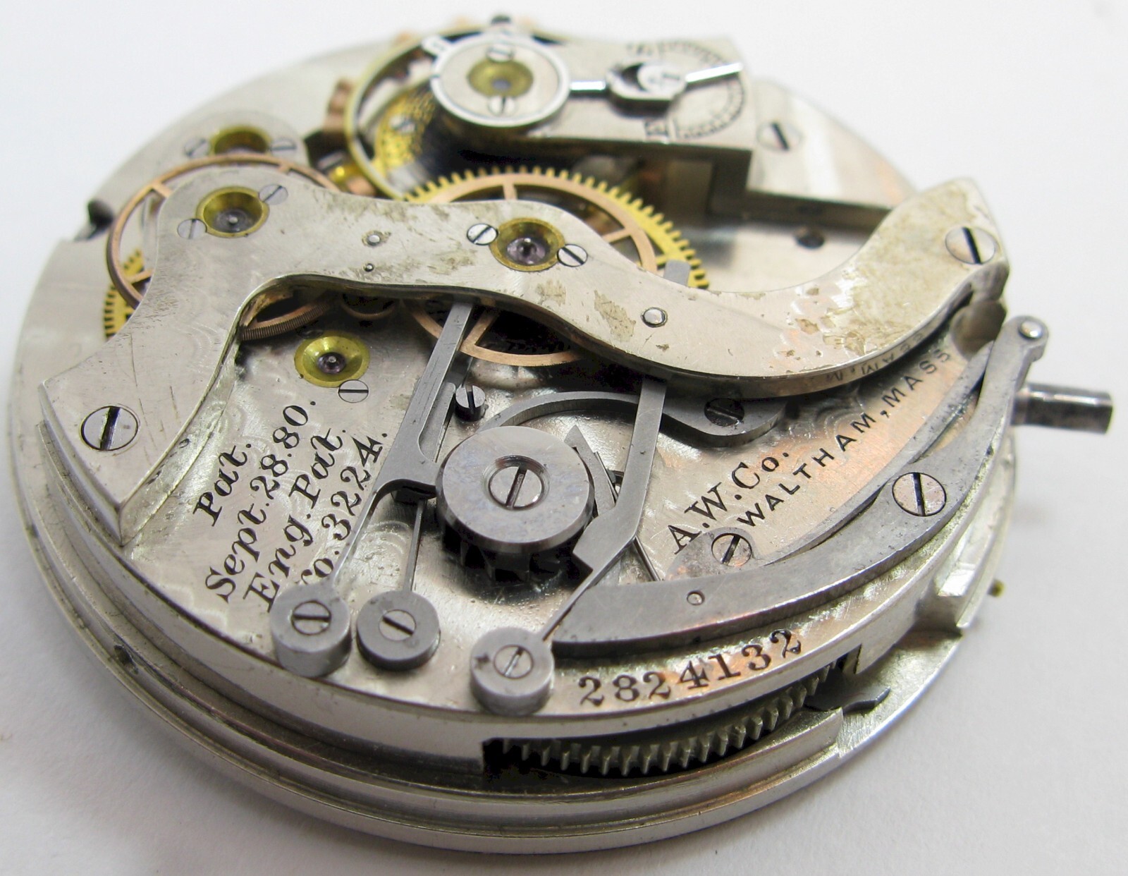 Waltham 14s 1884 Watch Movement 17 jewels fit OF case Serial 2824132 for parts