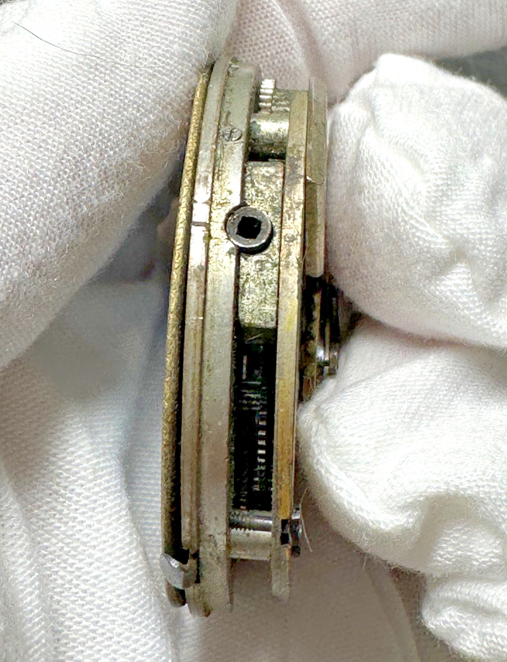 ANTIQUE H W CO SPECIAL HIGHLY JEWELED SWISS WATCH BODY FOR PARTS N209