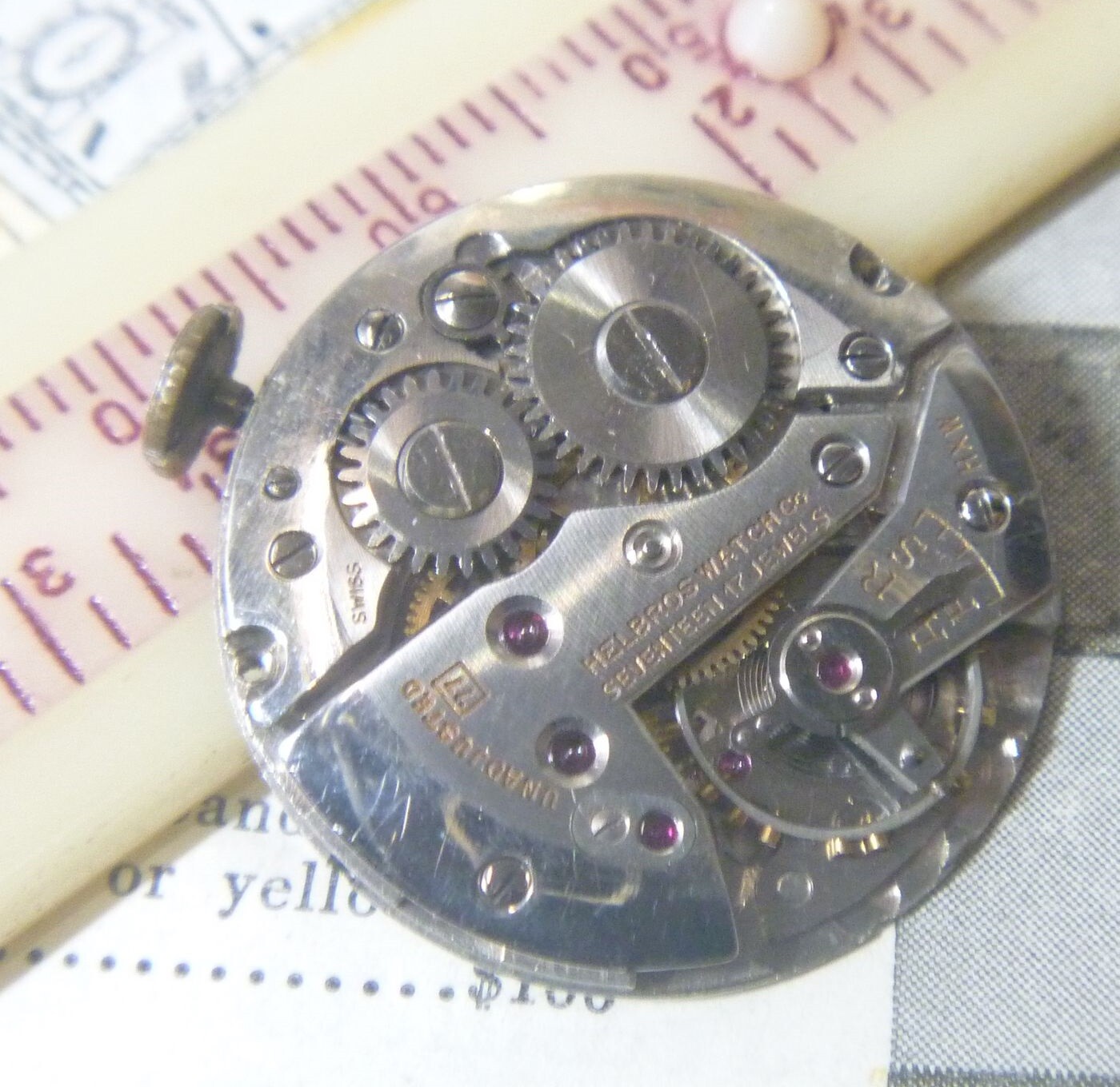 1950 Helbros Watch Co Swiss Gents Cal. 77 17 Jewels Font FF 183 10 ½ Ligne Movt