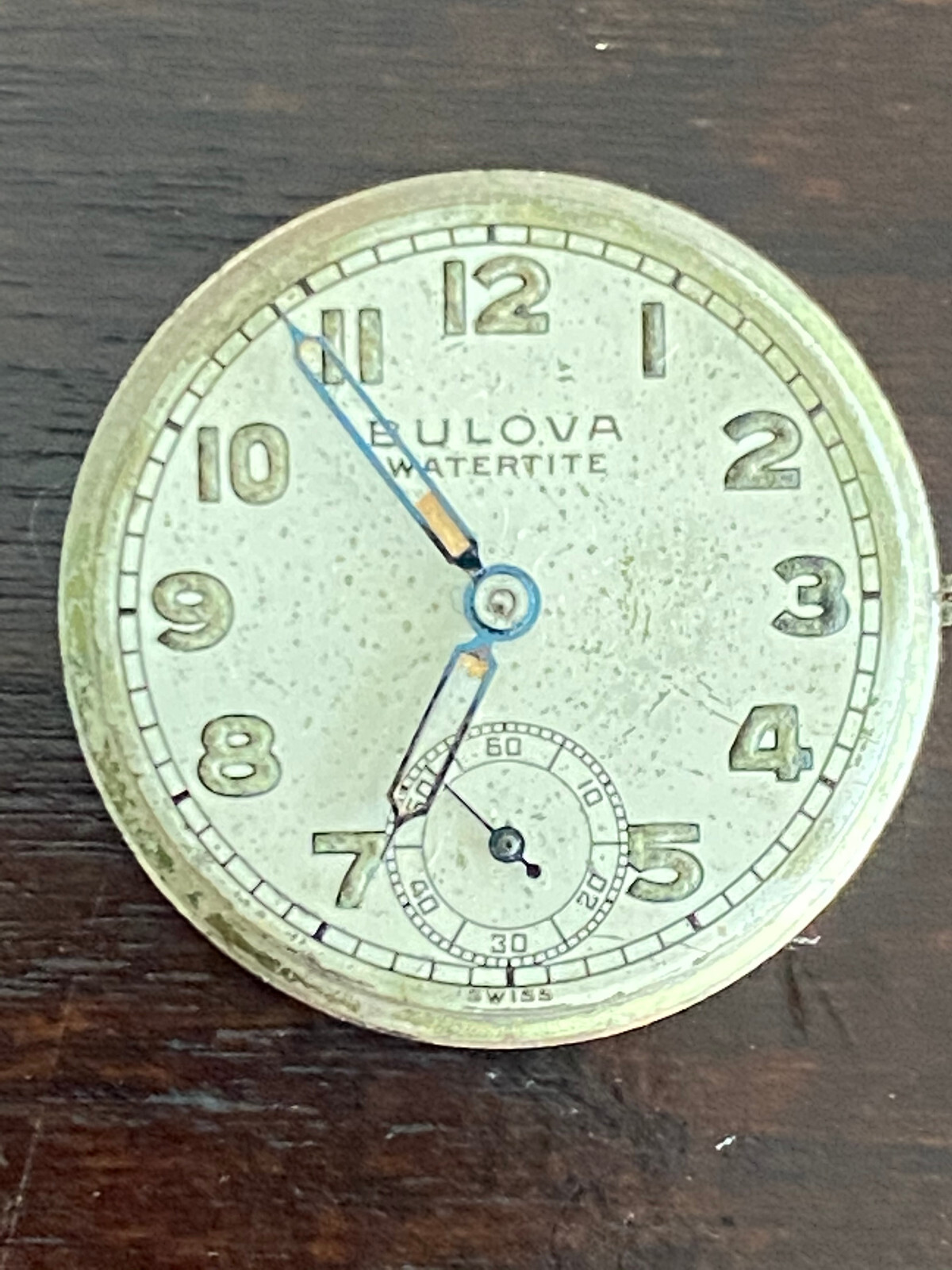 VINTAGE MEN’S BULOVA WRIST WATCH MOVEMENT, CAL. 10BA, KEEPING TIME, 17 JEWEL