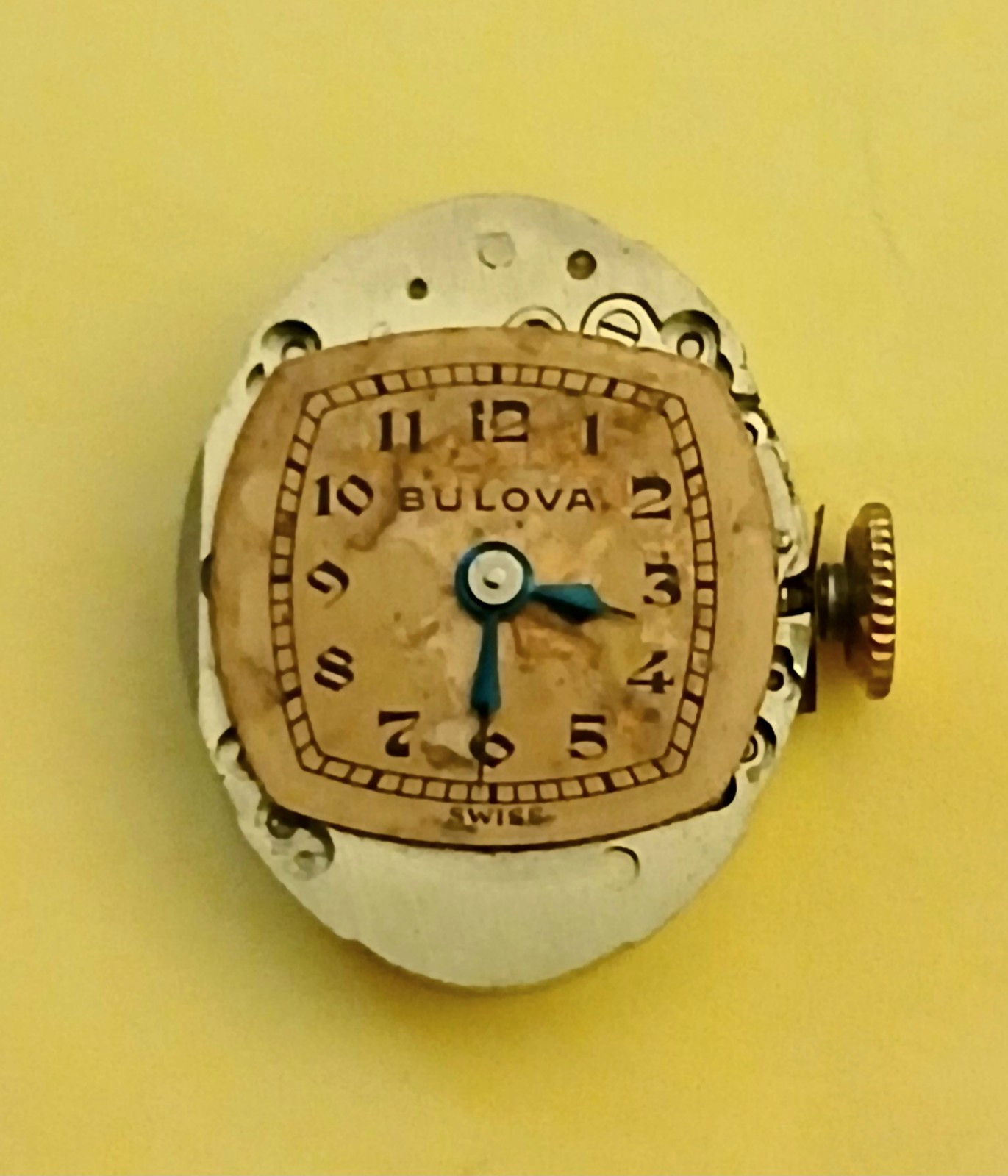 #485, Bulova 6AN. 17 Jewel NOT WORKING Broken Balance Staff Parts Movement