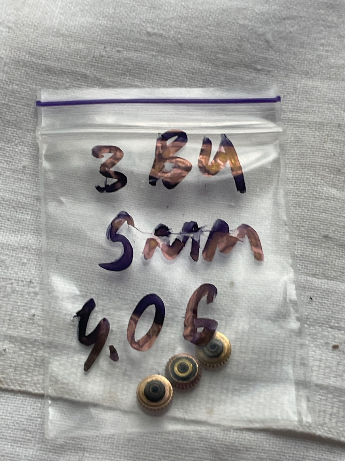 Kit of 3 original yellow gold filled 5mm crowns for Bulova watch