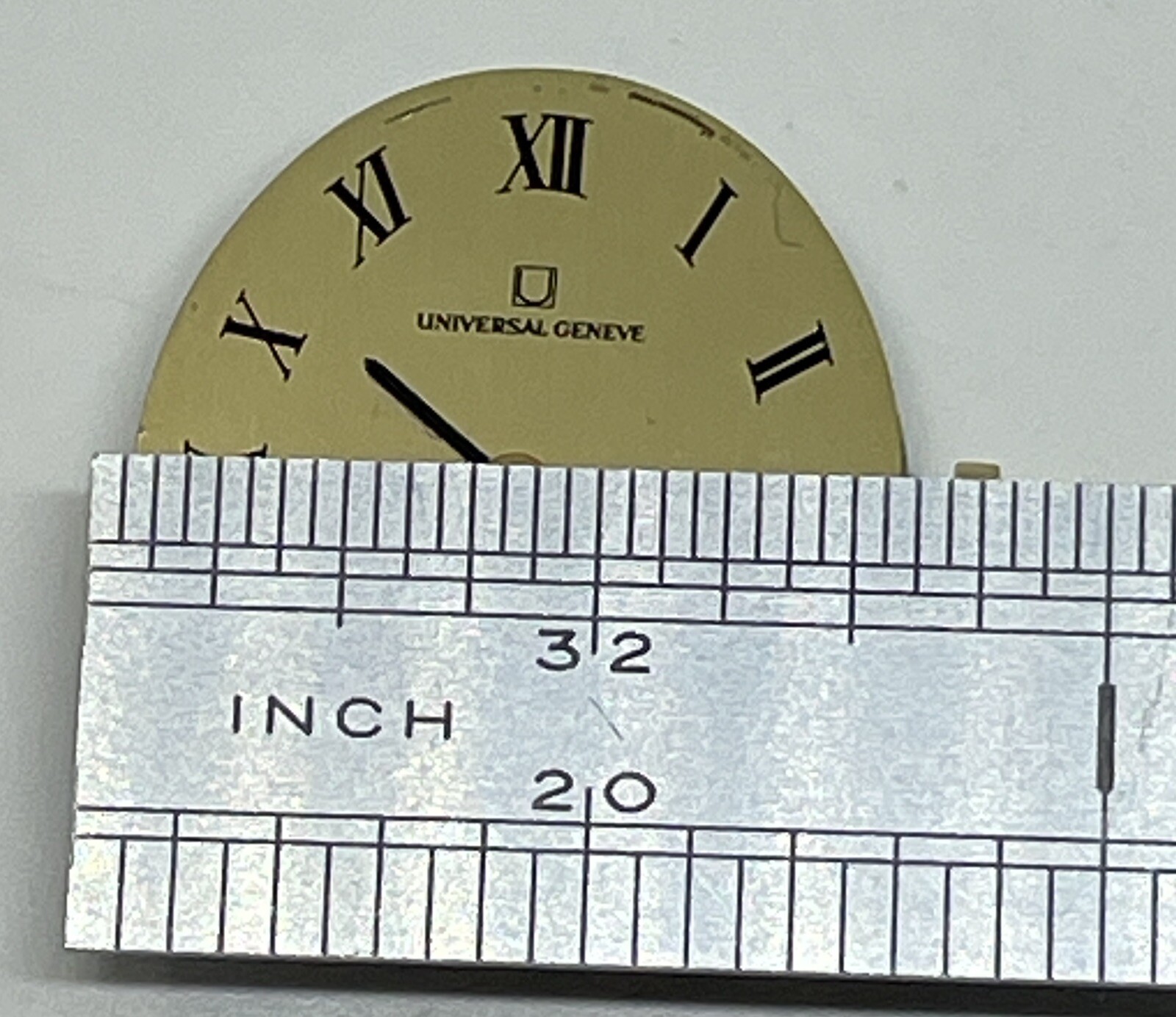 UNIVERSAL GENEVE 42 MOVEMENT Swiss 17 Jewels Runs