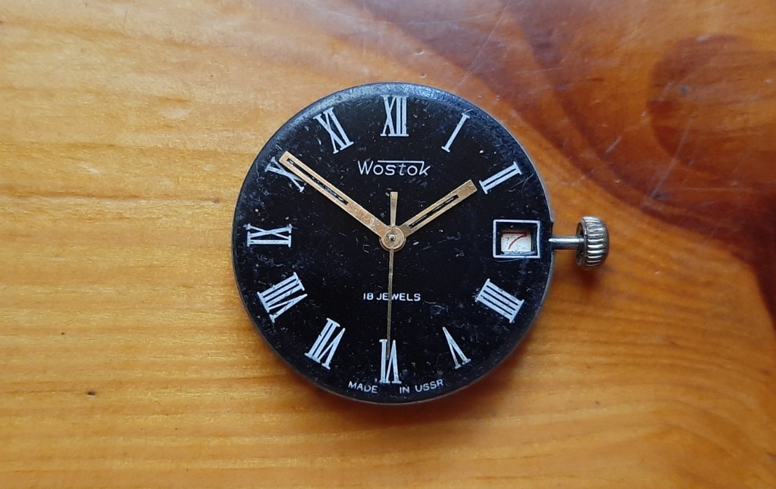 Old Soviet men’s watch mechanism USSR Wostok 2214. not work