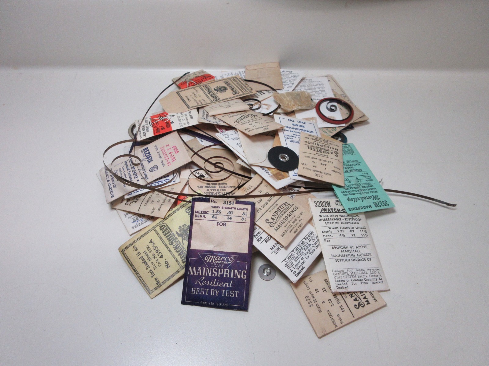 VINTAGE LOT OF 75 WATCH MAIN SPRINGS WATCHMAKER REPLACEMENT PARTS # 2
