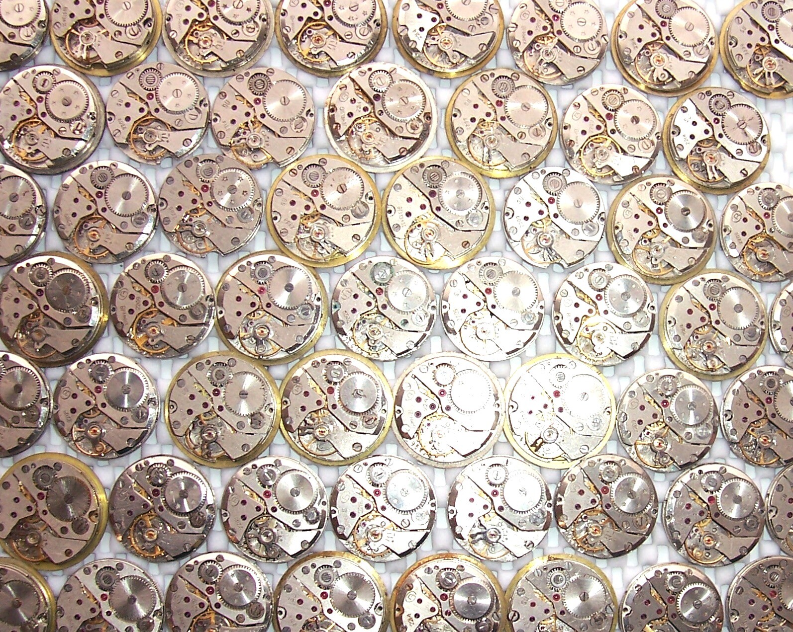 Lot 33 round mens watch movements WOSTOK KOMANDIRSKIE calibre 2209 2214 FREE