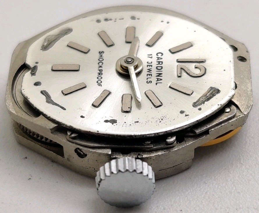 Vintage Zaria Cal. 1601 High Grade 17 Jewel watch movement Running
