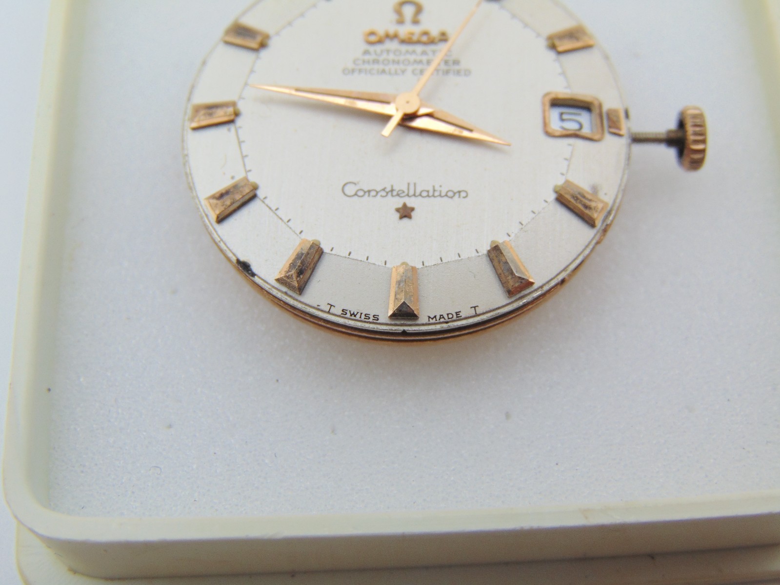 ORIGINAL OMEGA CONSTELLATION PIE PAN MOVEMENT COMPLETE – OMEGA 564 – ( WORKING )