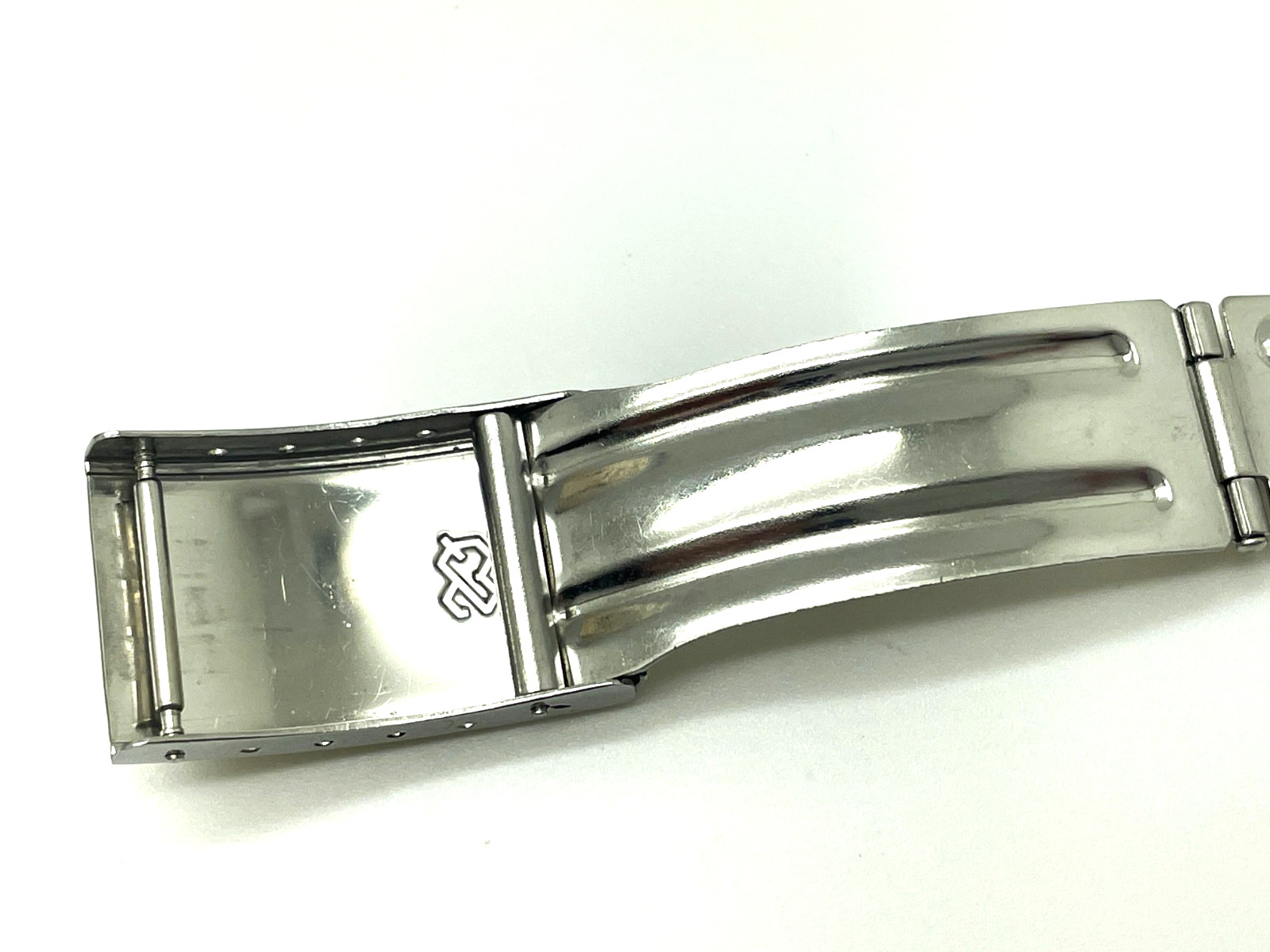 PRE-OWNED SEIKO MENS WATCH PARTS 18MM STAINLESS STEEL VINTAGE BUCKLE 733-18