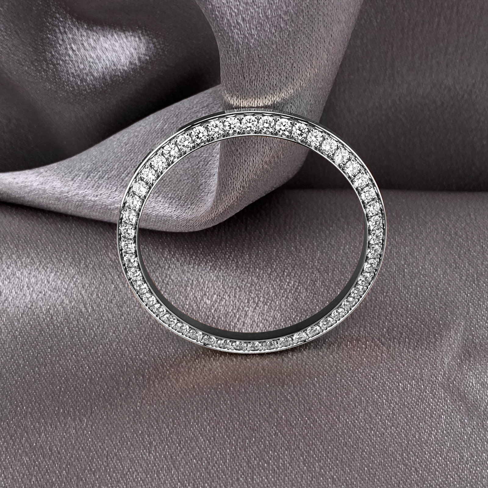 CUSTOM DIAMOND BEZEL 2.20 CTS. STAINLESS FOR ROLEX DATEJUST 40-41 MM REF. 126300