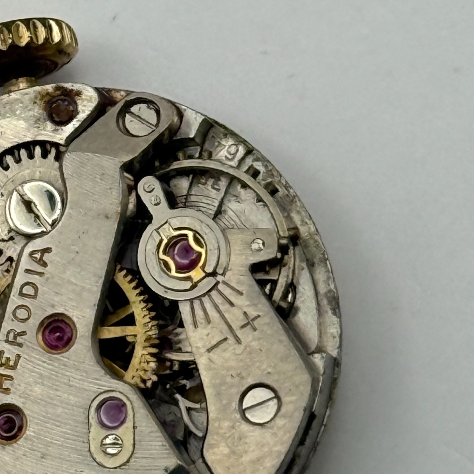 FHF 64 Watch Movement Herodia Ancre 17 Rubies Swiss Vintage Parts Repair 19.2mm