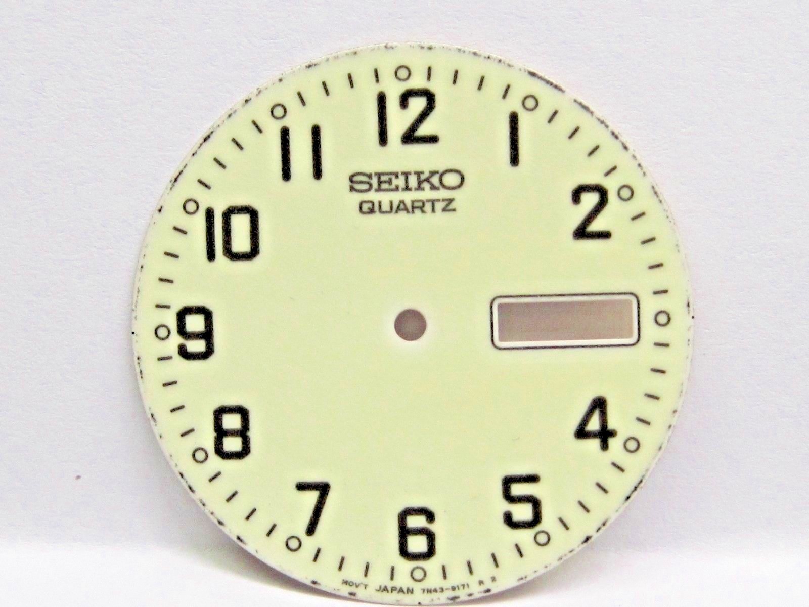 Vintage Gts Seiko Quartz Day/Date Stainless Steel Watch Case. # 7N43-9048 A4
