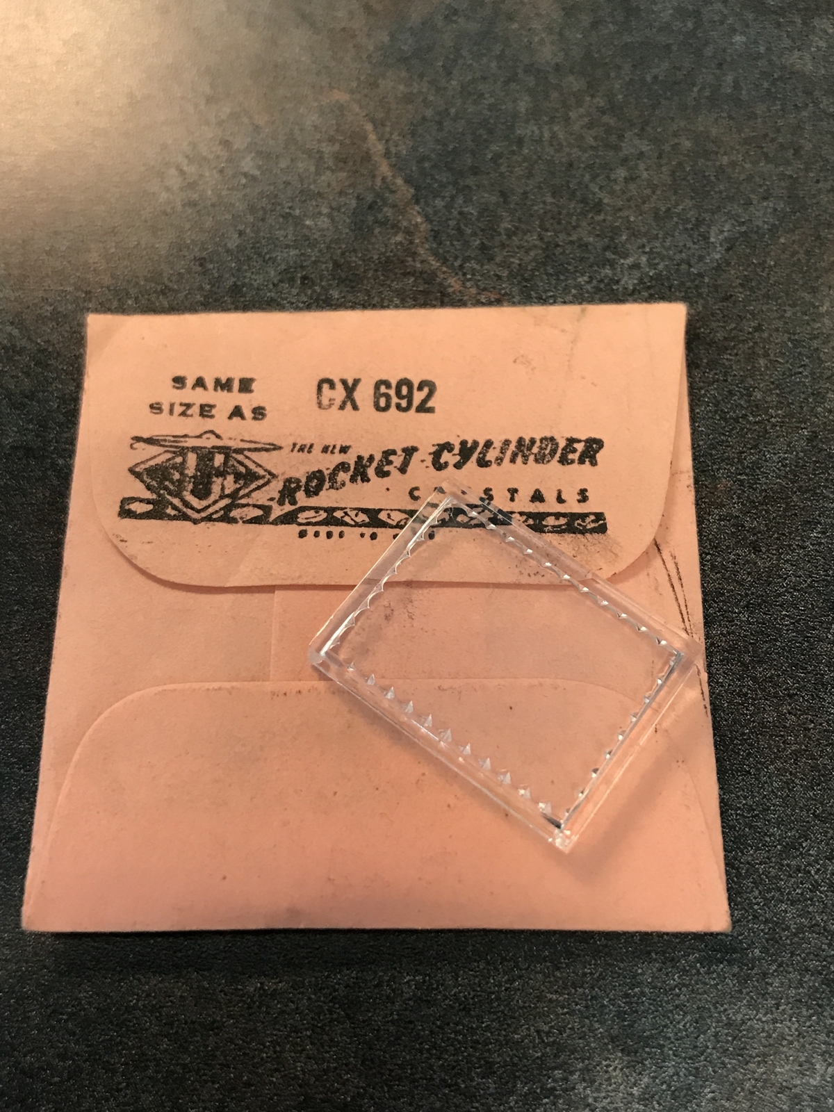 SUC Rocket Crystal RS 492T for GRUEN 202 / 455 – 20.5 x 15.7mm – New