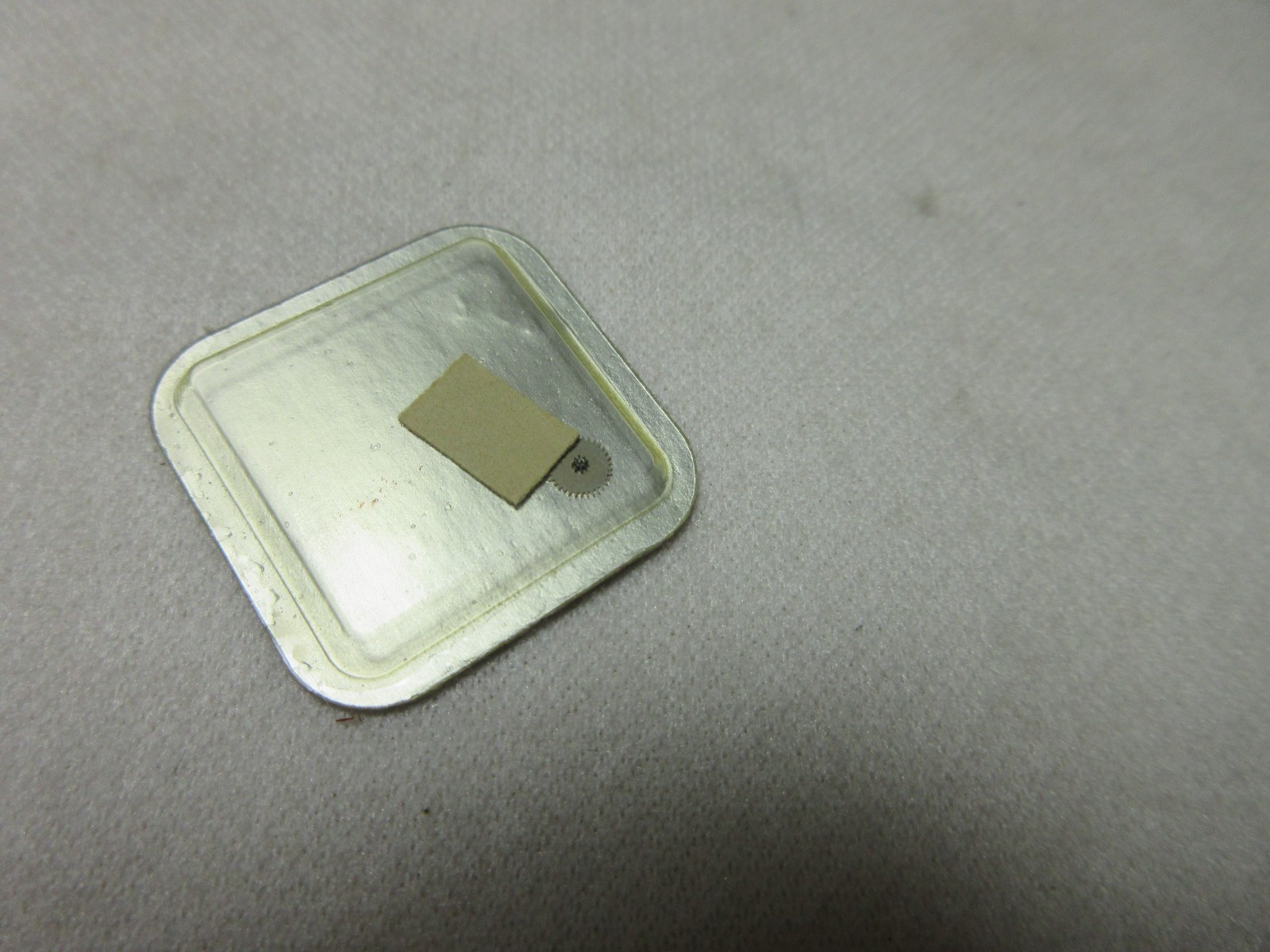 LONGINES WATCH PART 260 CAL L.950.2 WATCHMAKER REPLACEMENT #224