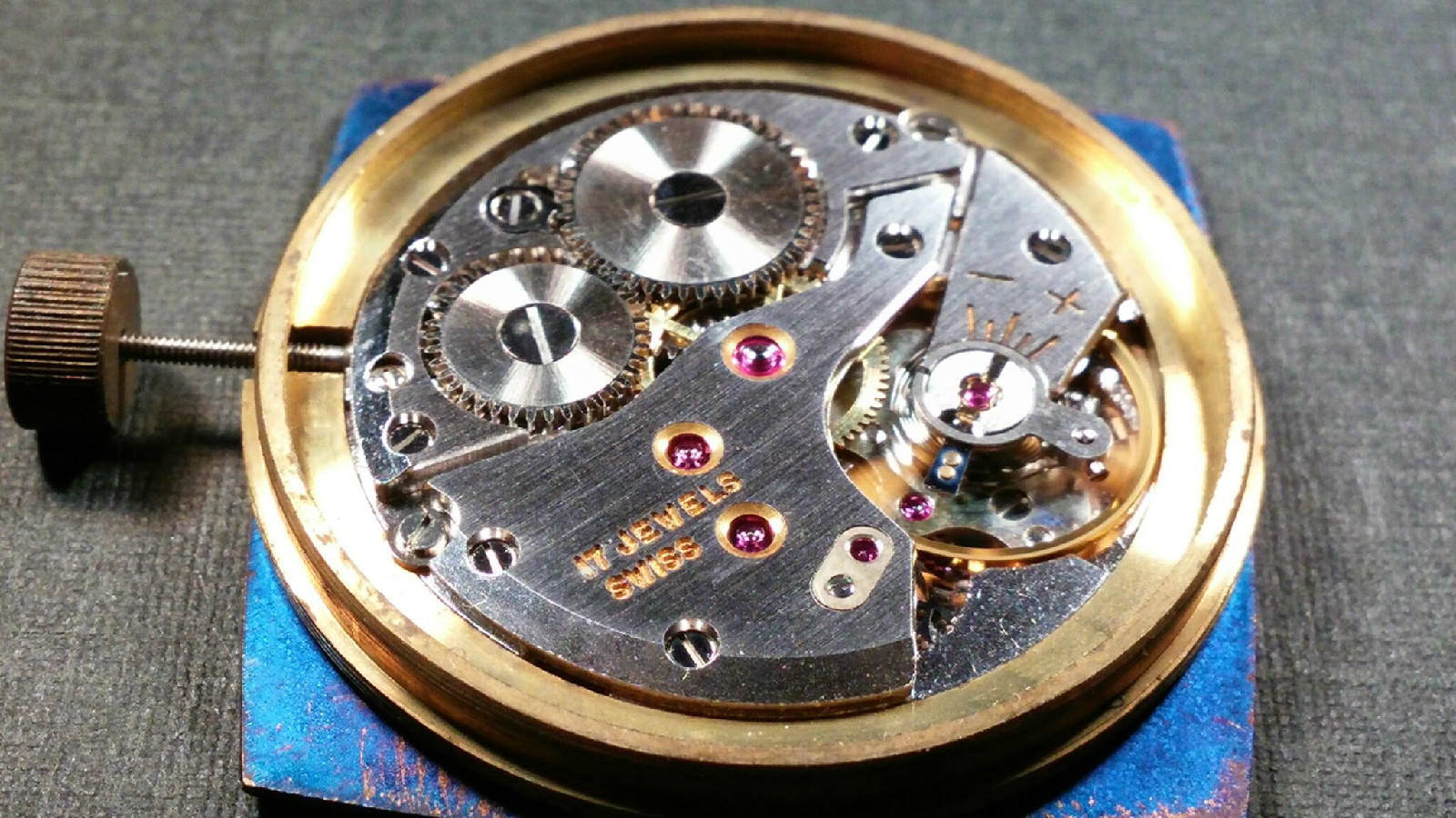 AURORE AV 423, Royce INCABLOC, 17 Jewel, Brand New, SWISS MADE, Blue/Black dial