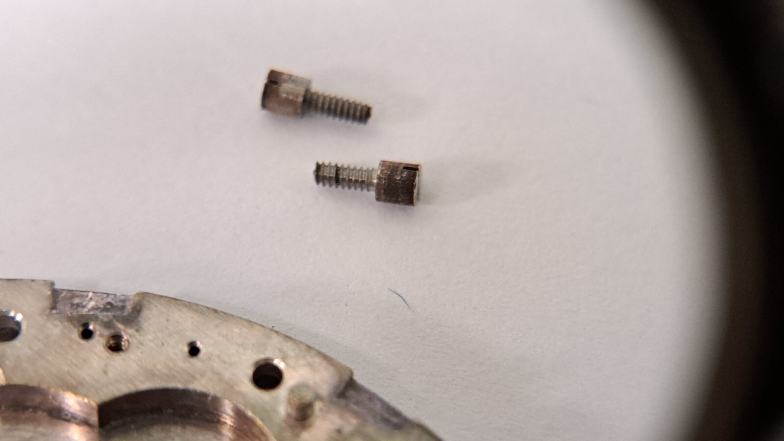 genuine Valjoux cal 24 bridge and 2 screws-Wakmann Breitling Military for repair