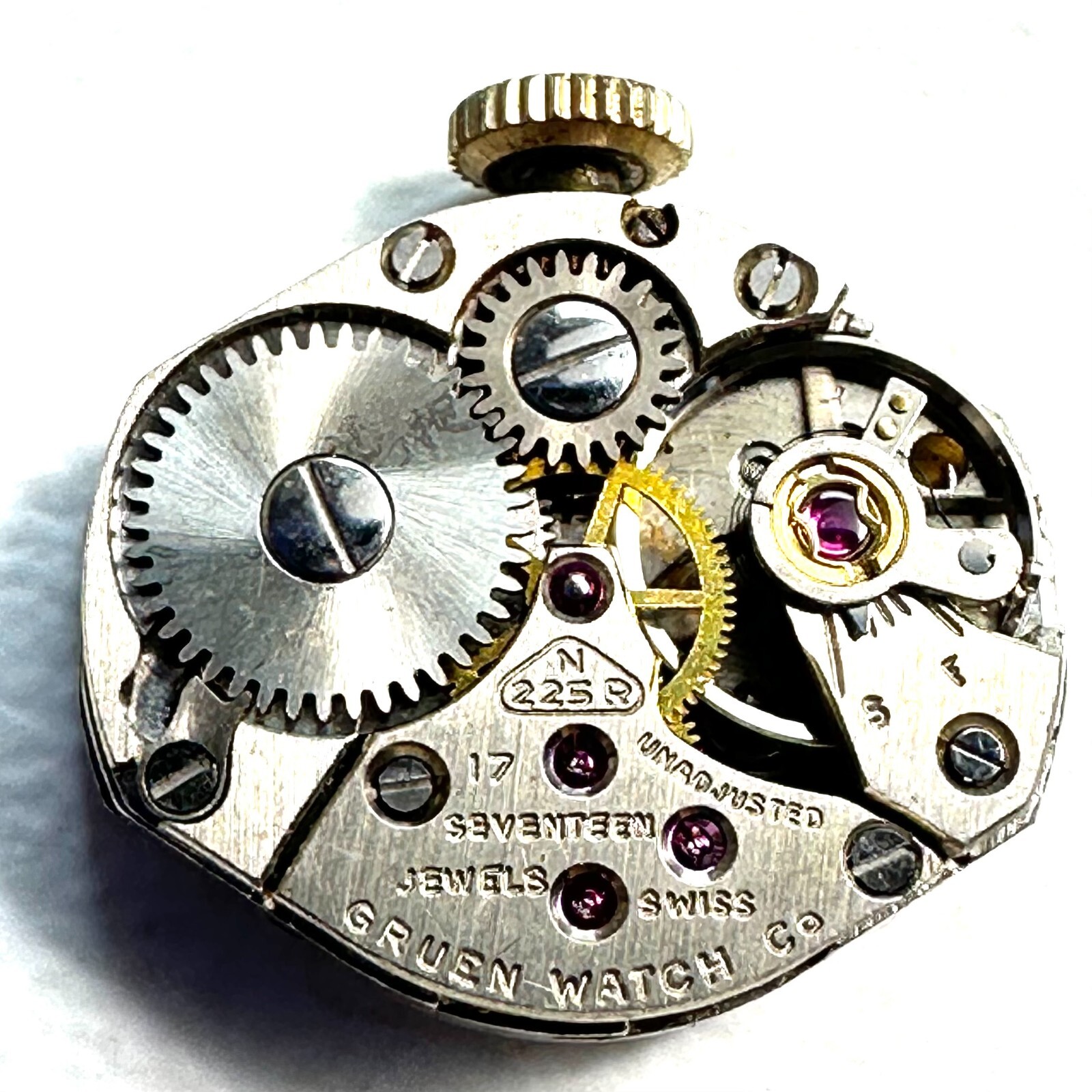 Gruen 225R Ladies 17 Jewel Mechanical Watch Movement FOR PARTS 20-215