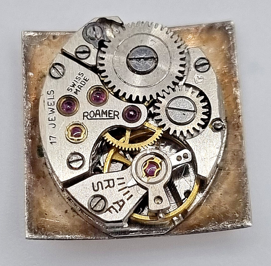 Roamer Manual Wind Watch Movement Vintage 17 Jewels Swiss Made 15.8mm Untested