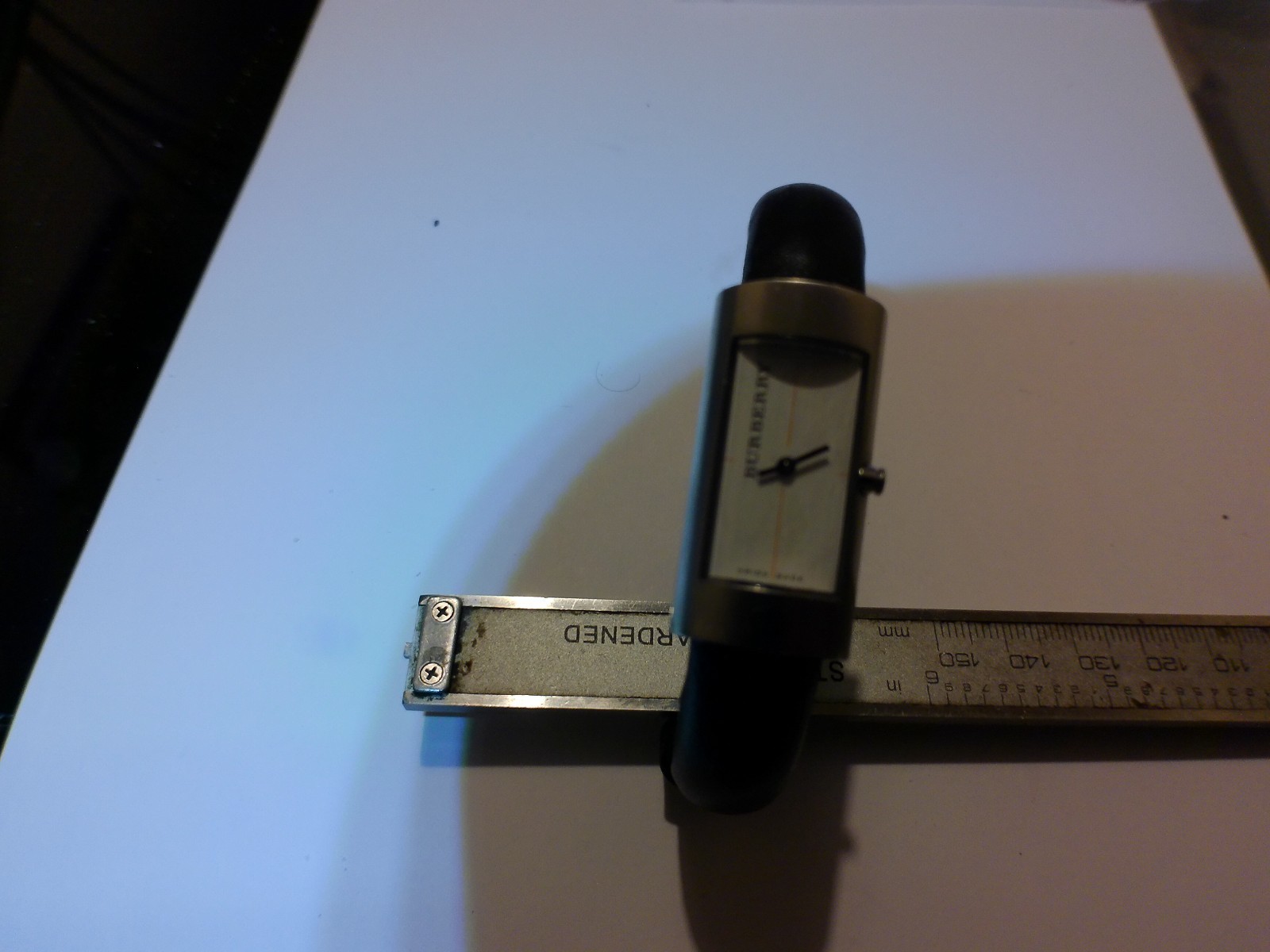 NOS Genuine LADIES BURBERRY watch, model 14400L, qtz swiss m/ment,