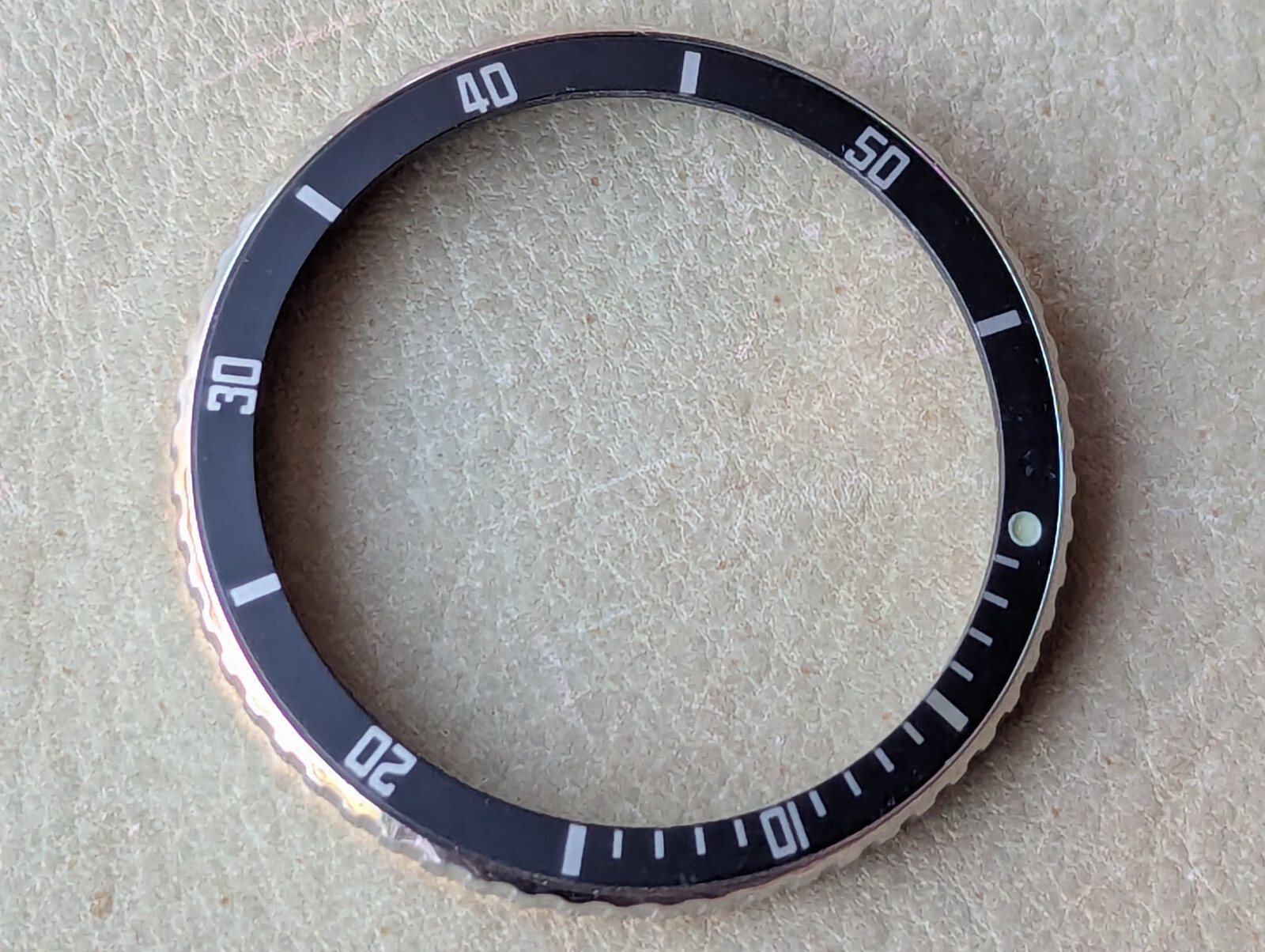 DEFECTIVE NOS Vintage Bulova Accutron Depth Gauge Bezel/Insert FOR 8459 CASES