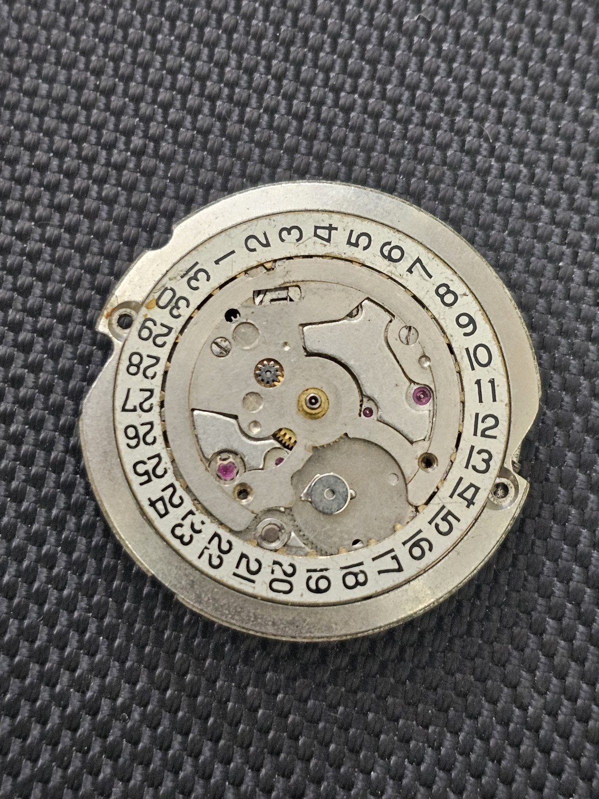 VINTAGE ETERNA- MATIC AUTOMATIC WATCH MOVEMENT RUNS 1489K