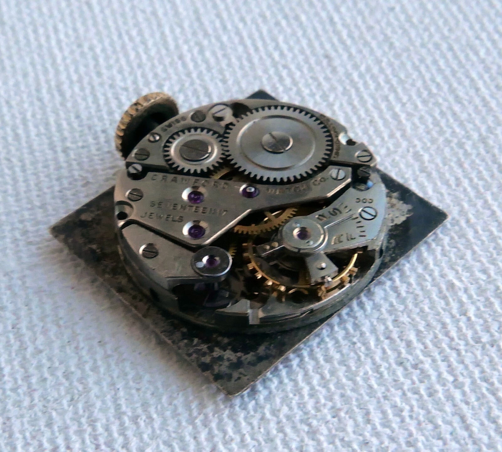 Vintage Crawford Swiss Made Watch Movement Diamond Dial 17 J Runs