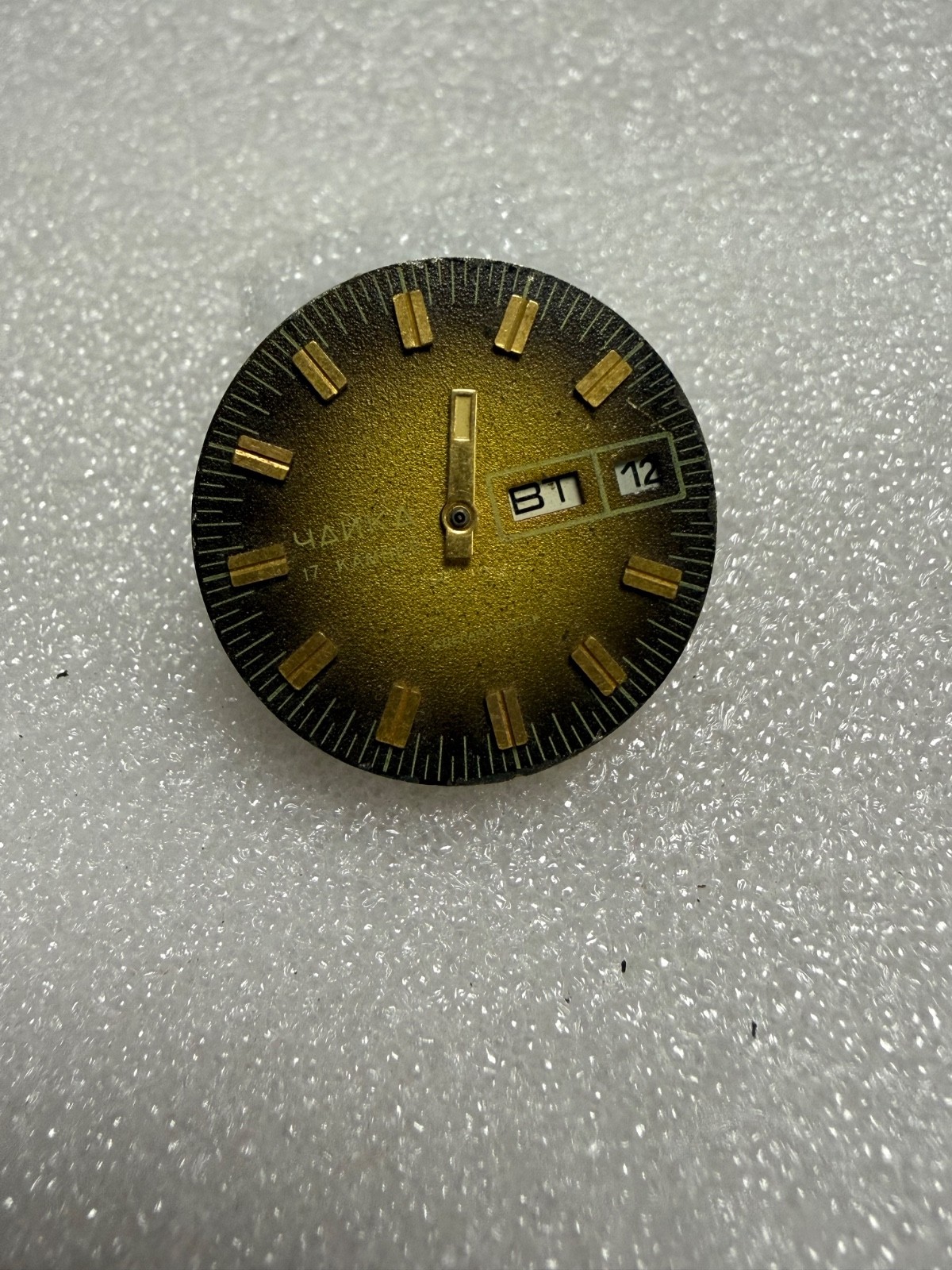 Vintage USSR Watch Movement CHAIKA / Poljot Cal. 2628H – For Parts