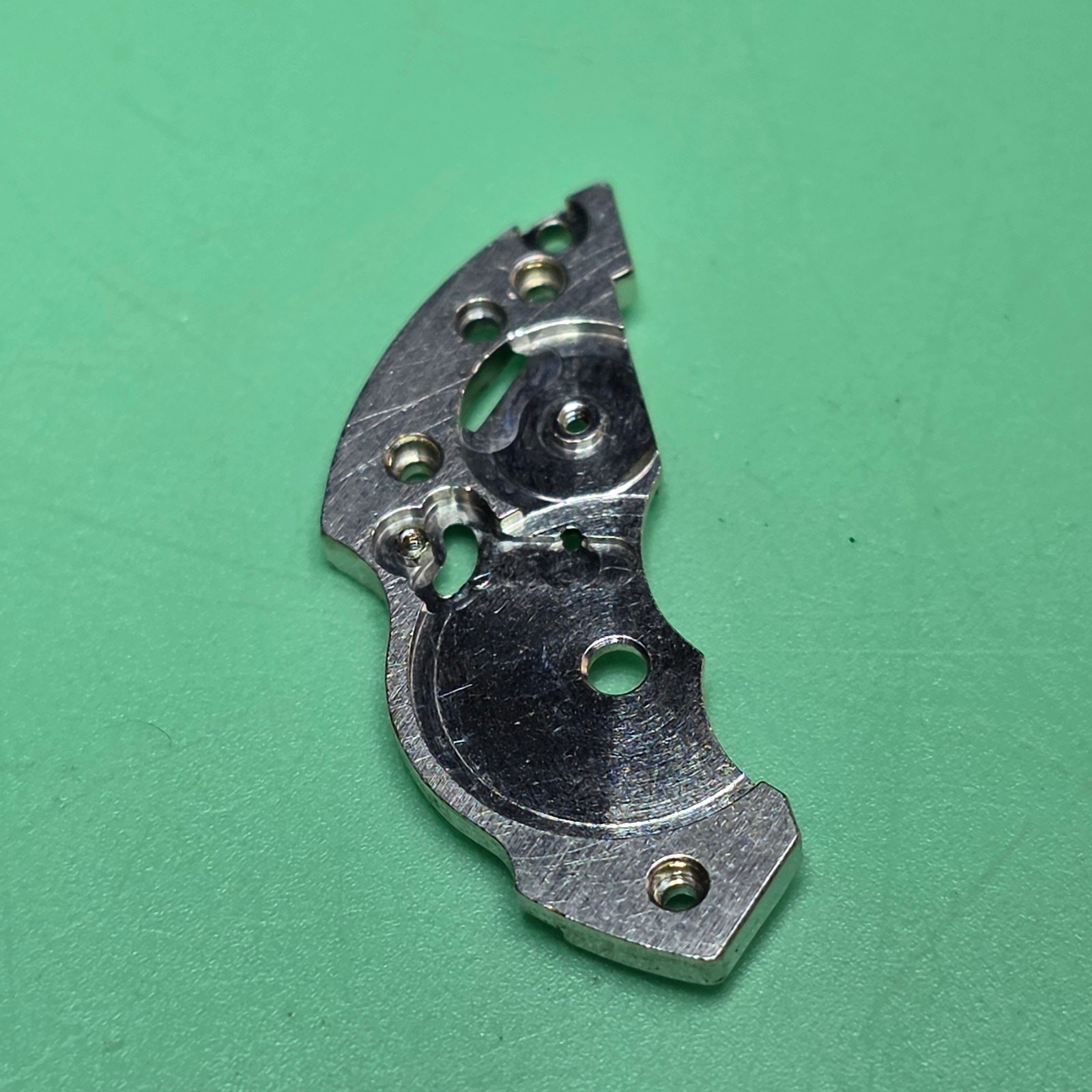 Barrel Bridge ST Cal. 1686 Original Watch Part /W77