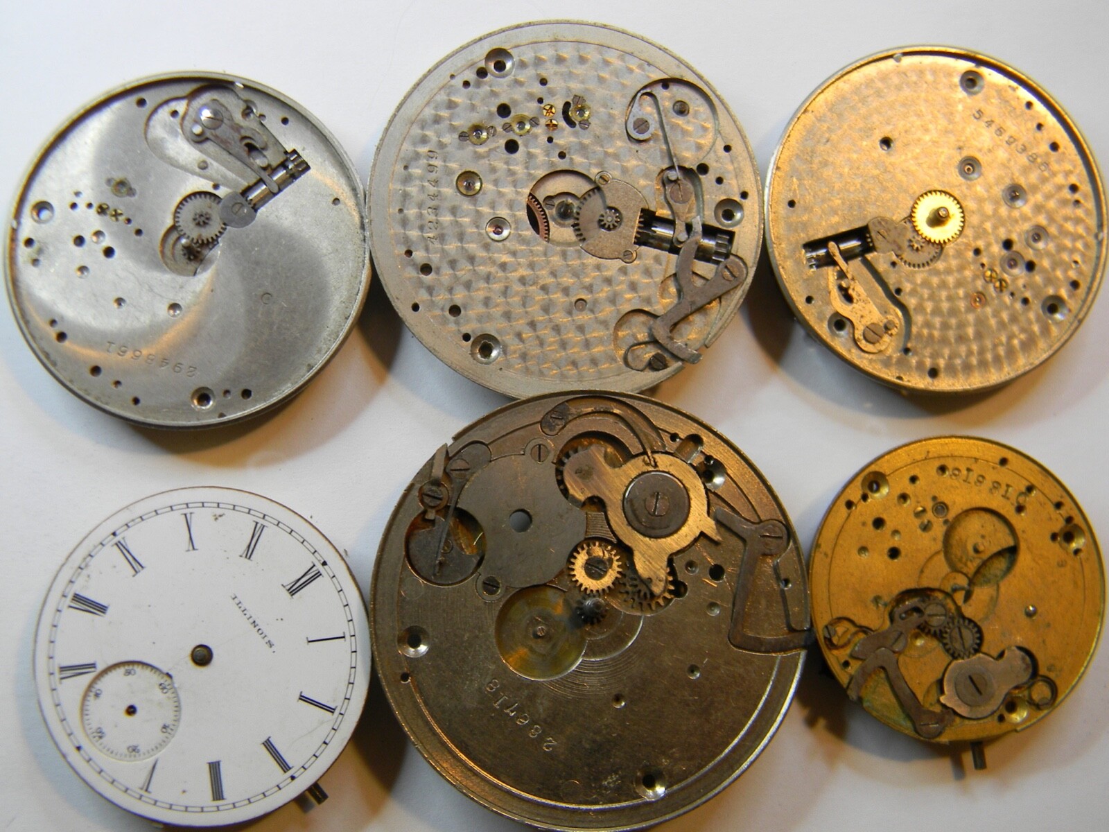 6 VINTAGE ILLINOIS 21J PRIVATE LABEL POCKET WATCH MOVEMENT LOT – PARTS OR REPAIR