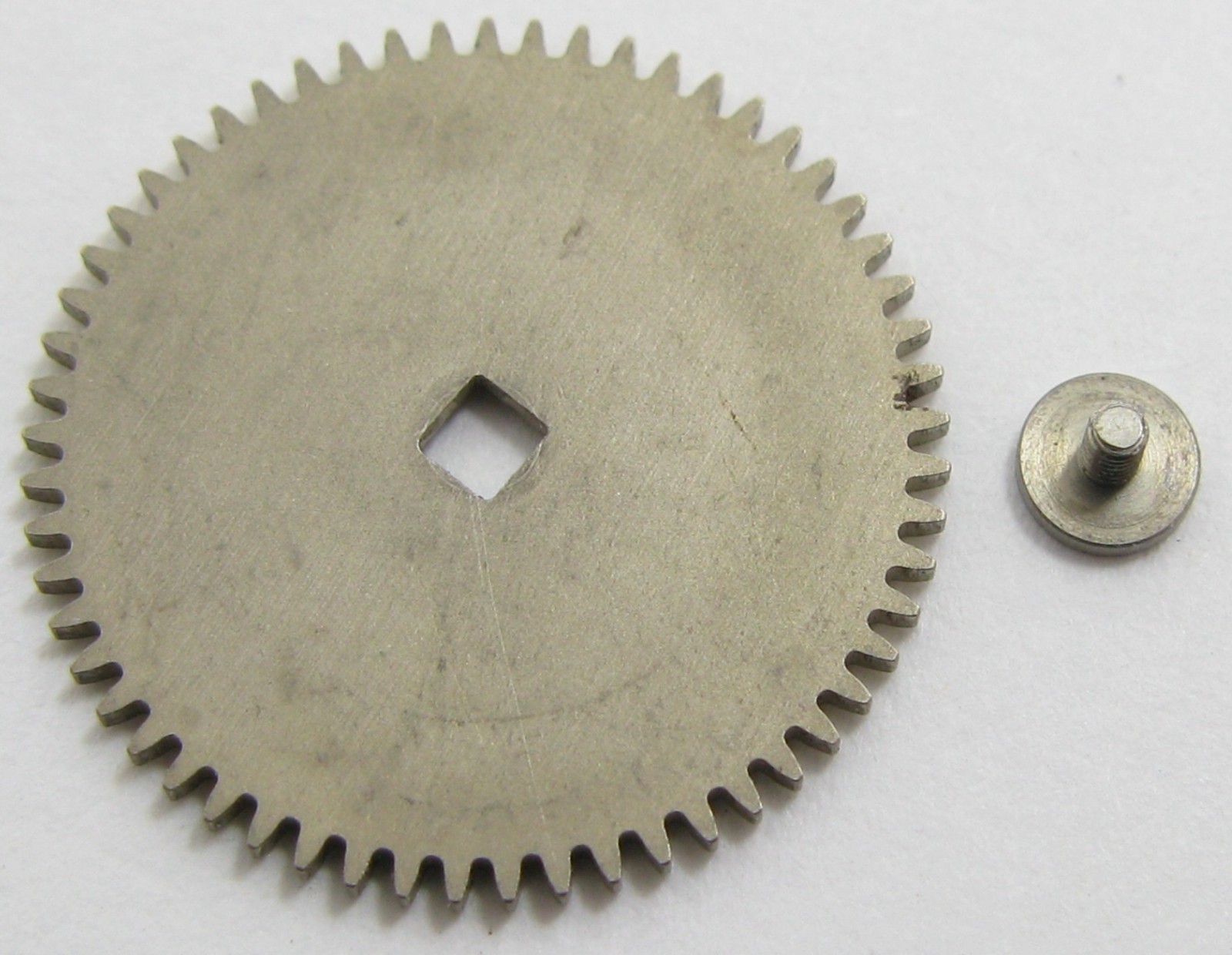 Hamilton Pocket Watch 992B 16s 21j. part: ratchet wheel #415 + screw