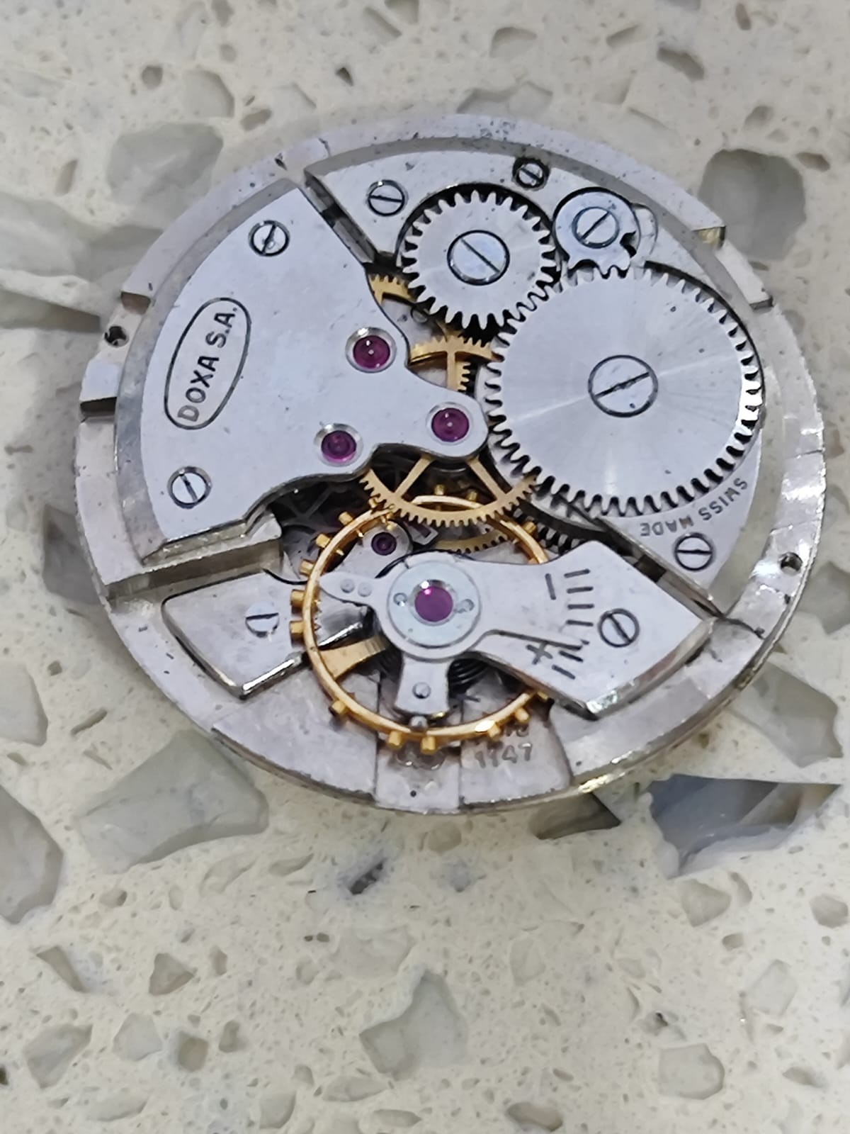 DOXA Cal 11 1/2 1147 Movement Not work Used for parts
