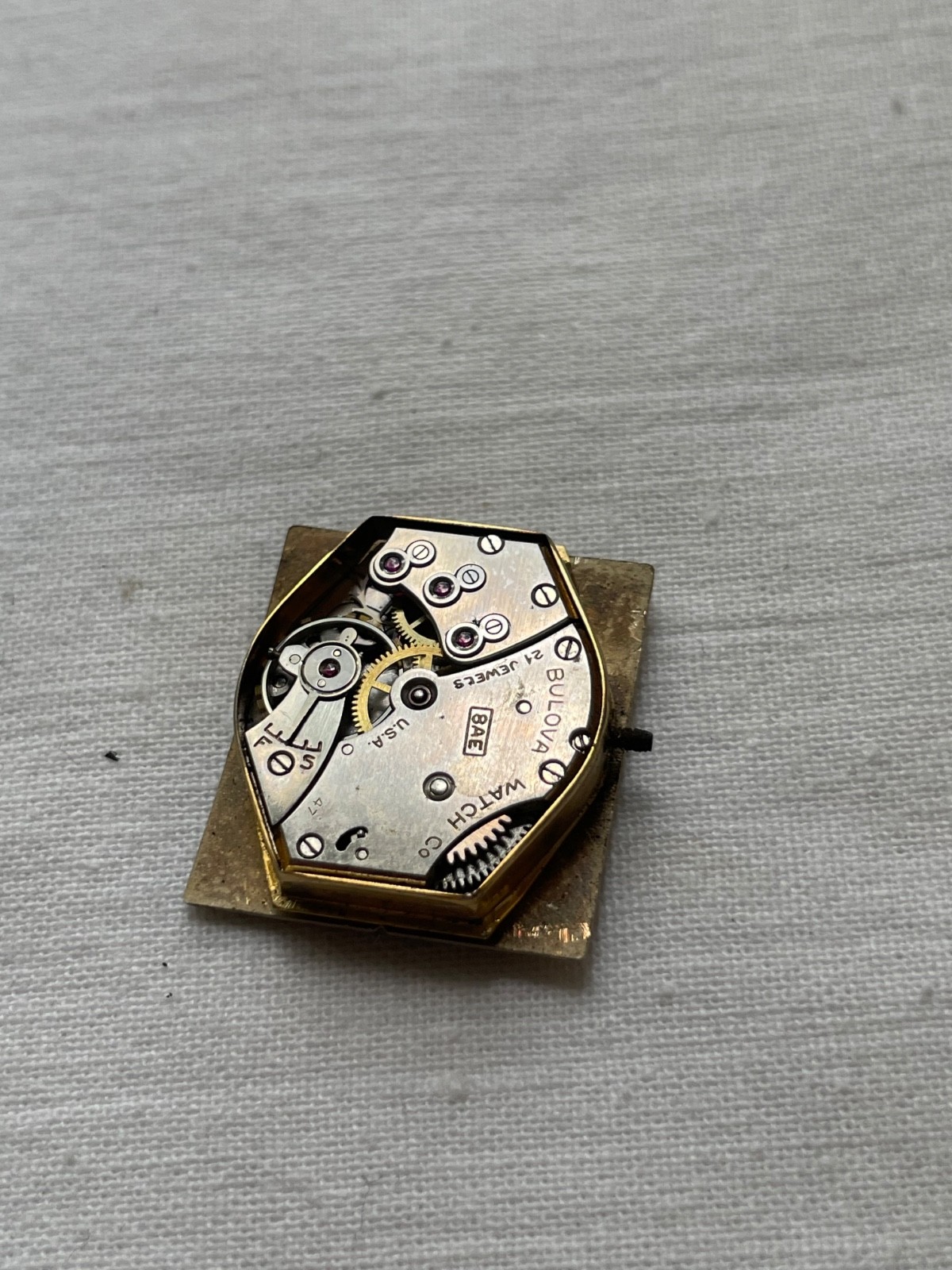 Bulova 8AE – movement for mens watch RUNS, lot2207