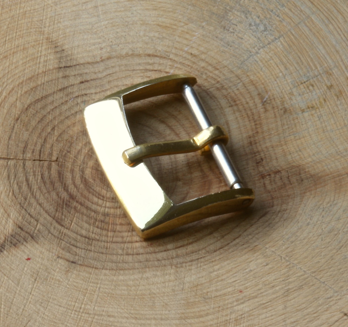Mirror finish yellow gold plated vintage watch strap buckle 16mm opening NOS