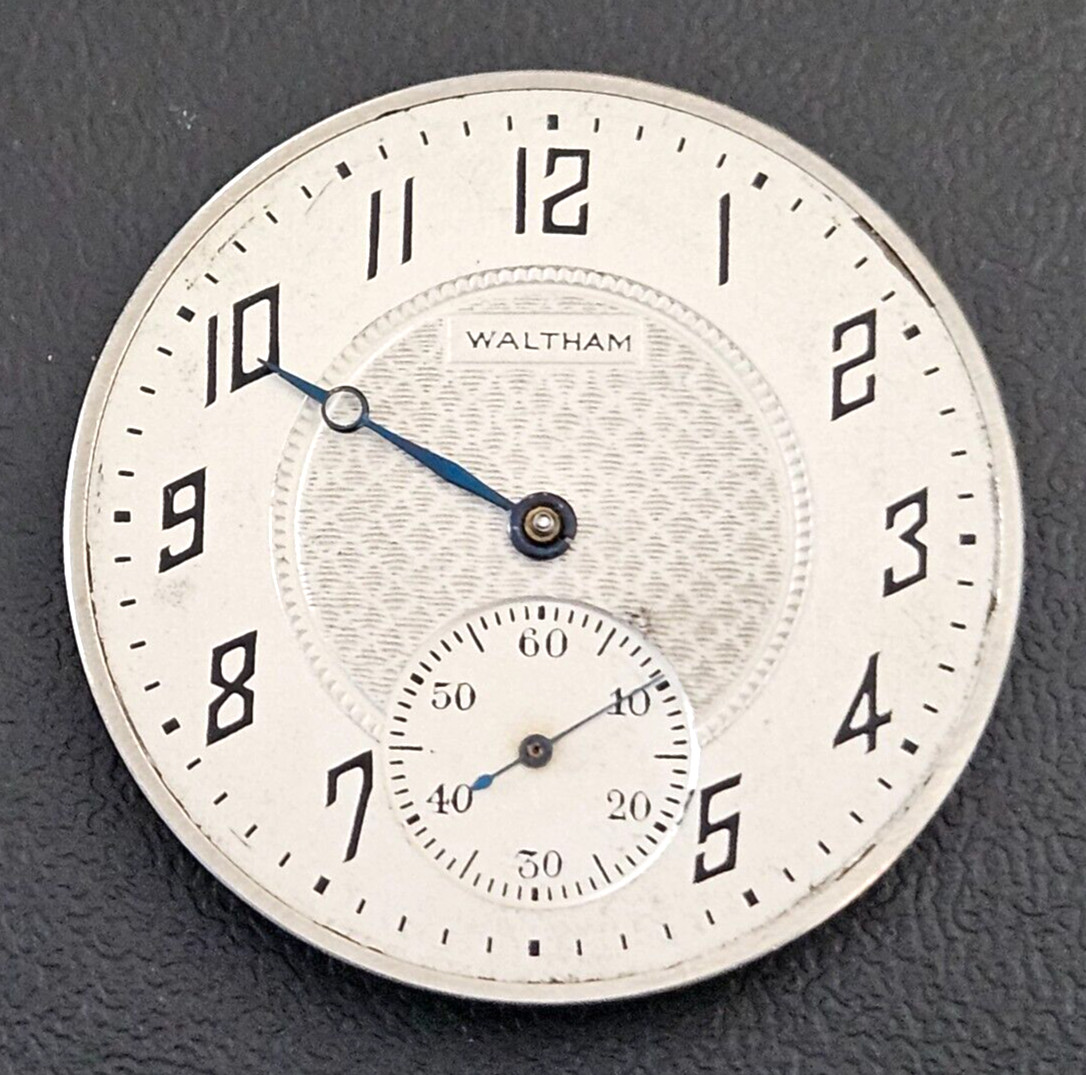 1925 WALTHAM 225 OF 12s 17J WATCH MOVEMENT (BALANCE RUNS WITH ROTATION) LOT.124